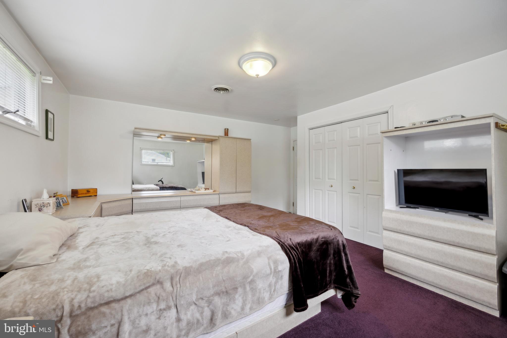 FEASTERVILLE - Residential