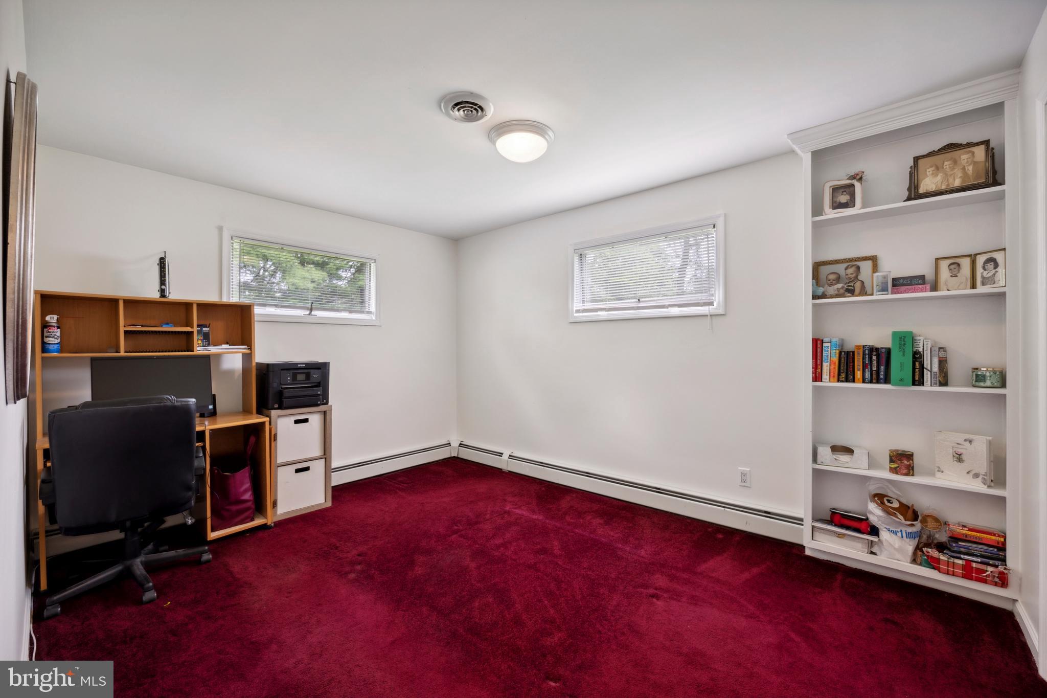 FEASTERVILLE - Residential