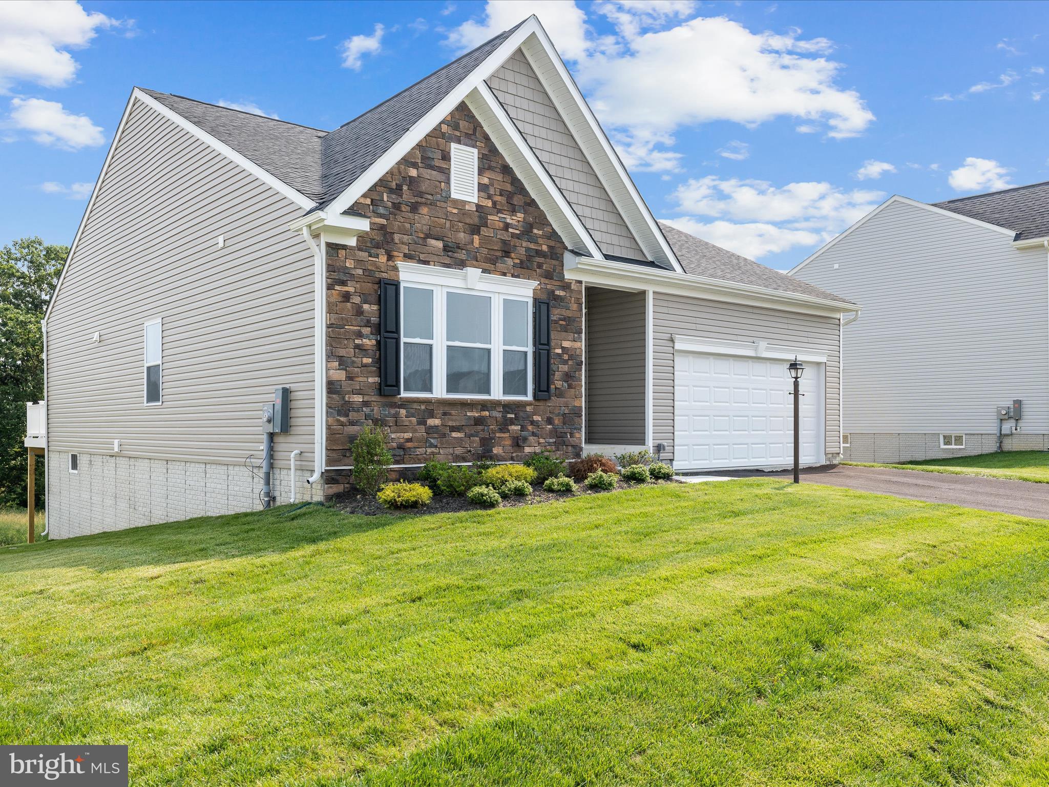 SOUTH BROOK - Residential