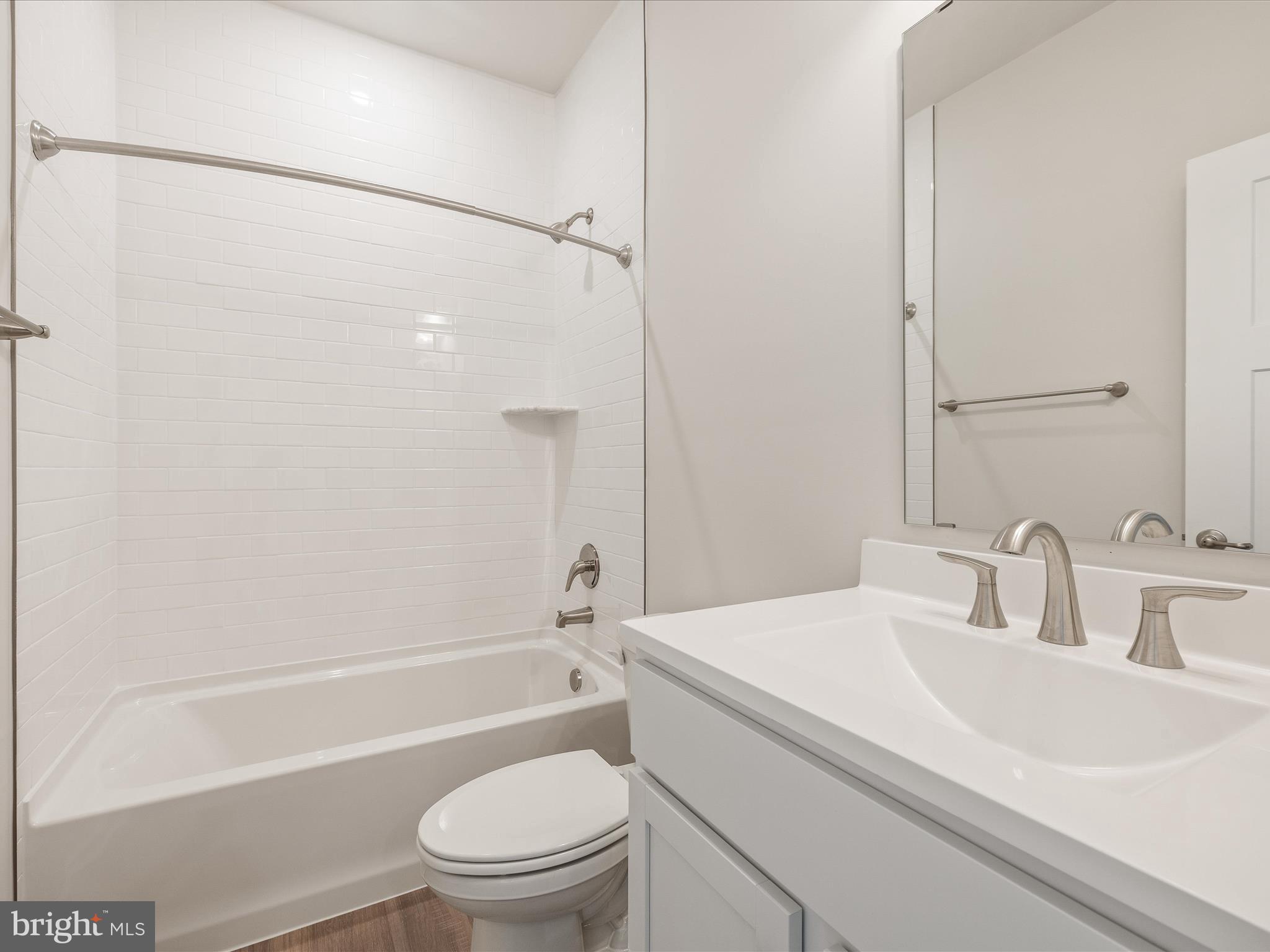 SOUTH BROOK - Residential