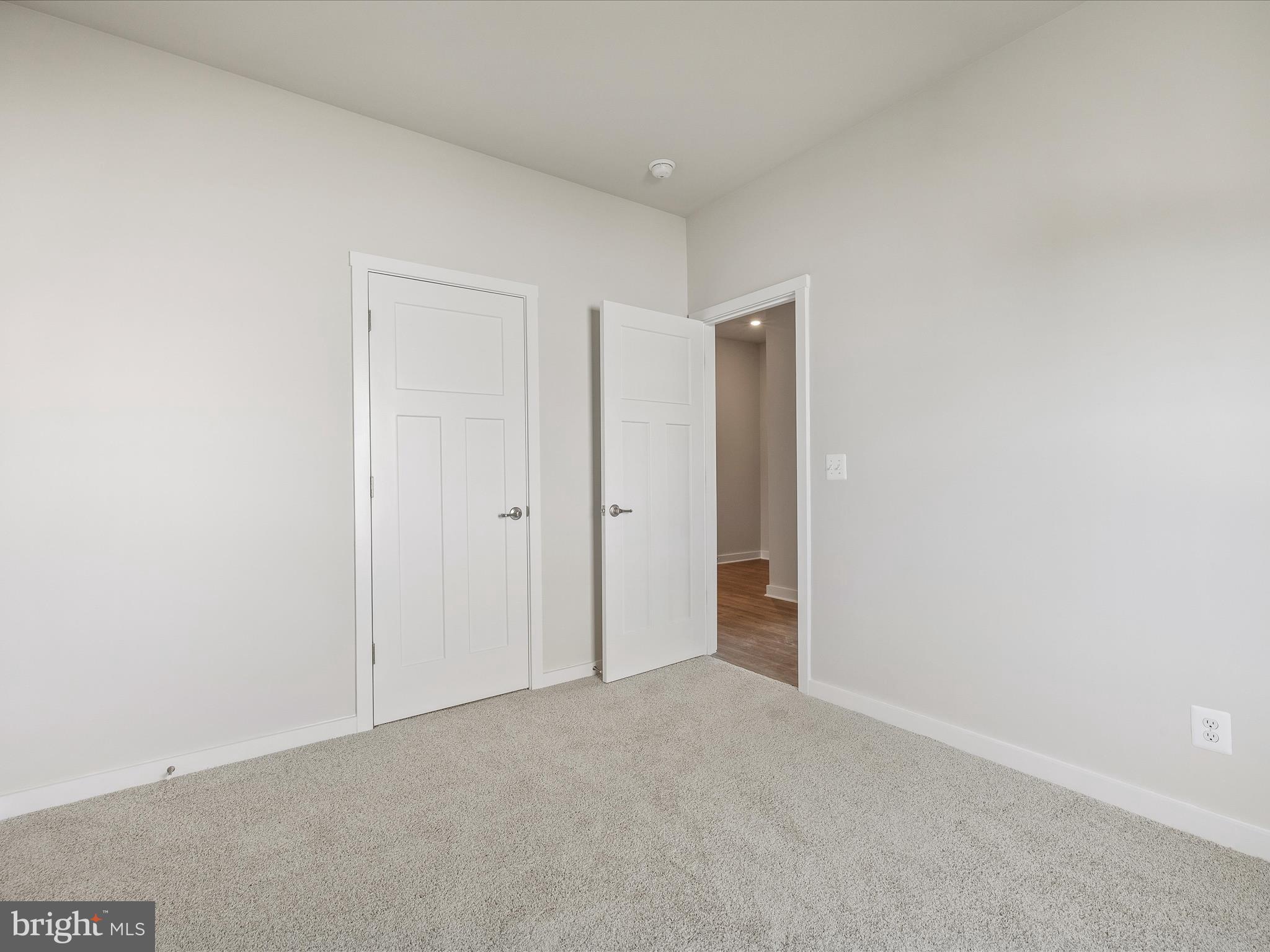 SOUTH BROOK - Residential