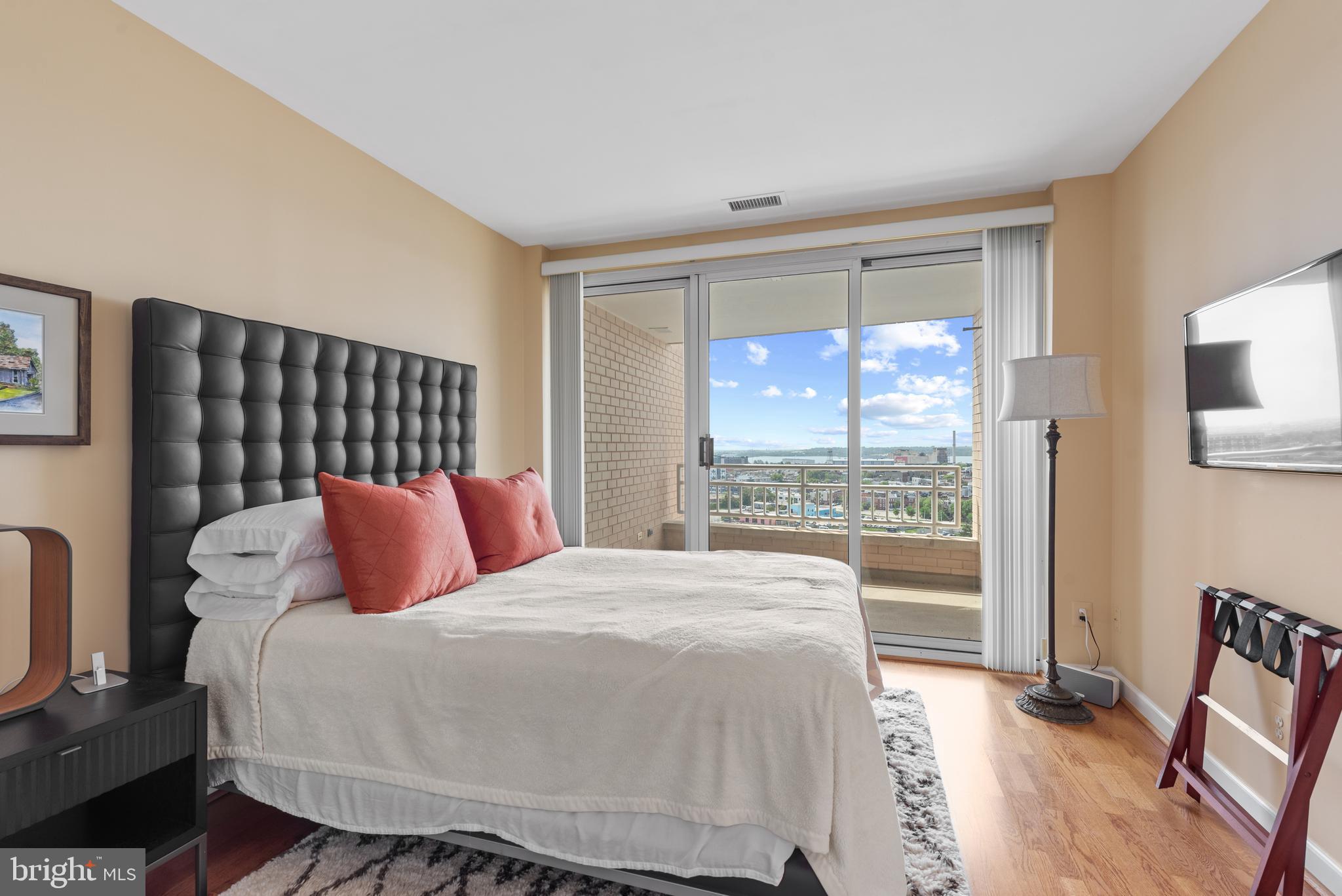 HARBORVIEW - Residential