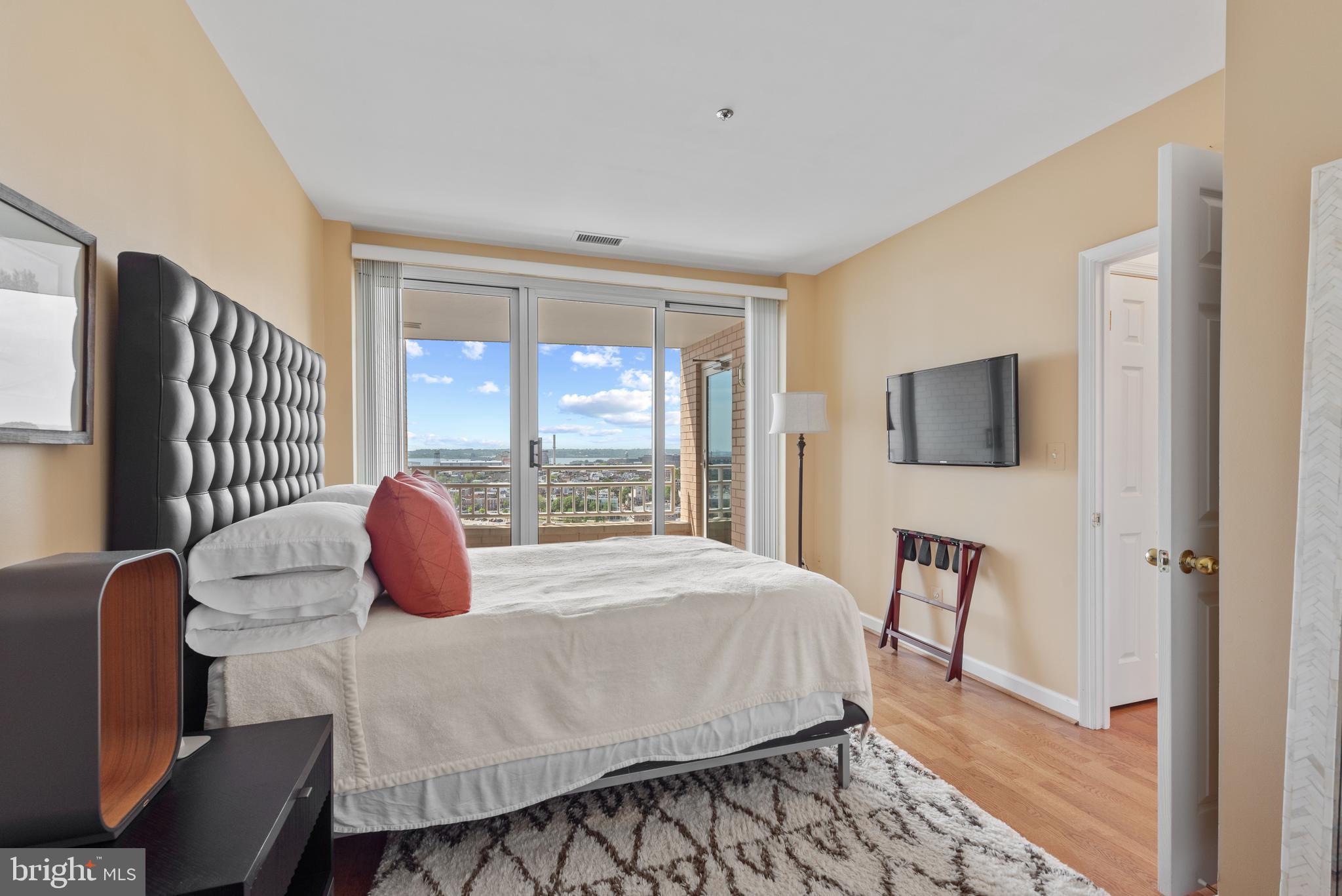 HARBORVIEW - Residential