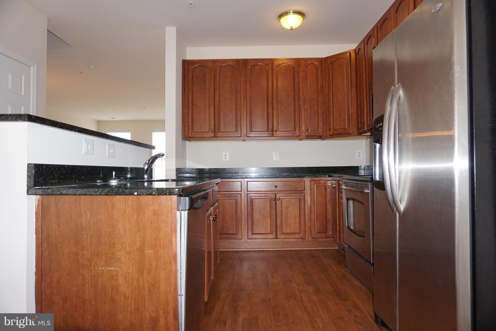 POWELLS RUN VILLAGE COND - Residential