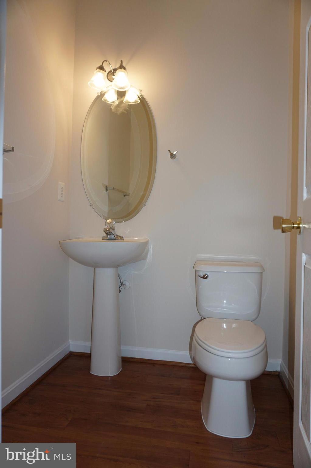 POWELLS RUN VILLAGE COND - Residential