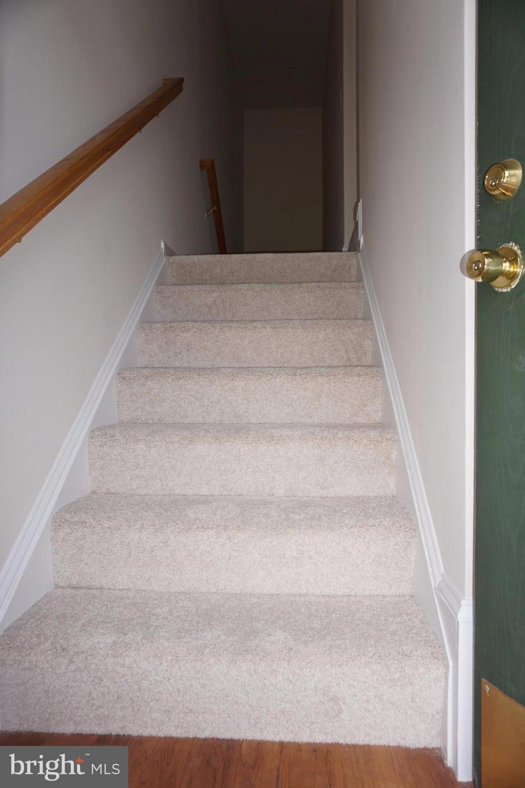 POWELLS RUN VILLAGE COND - Residential