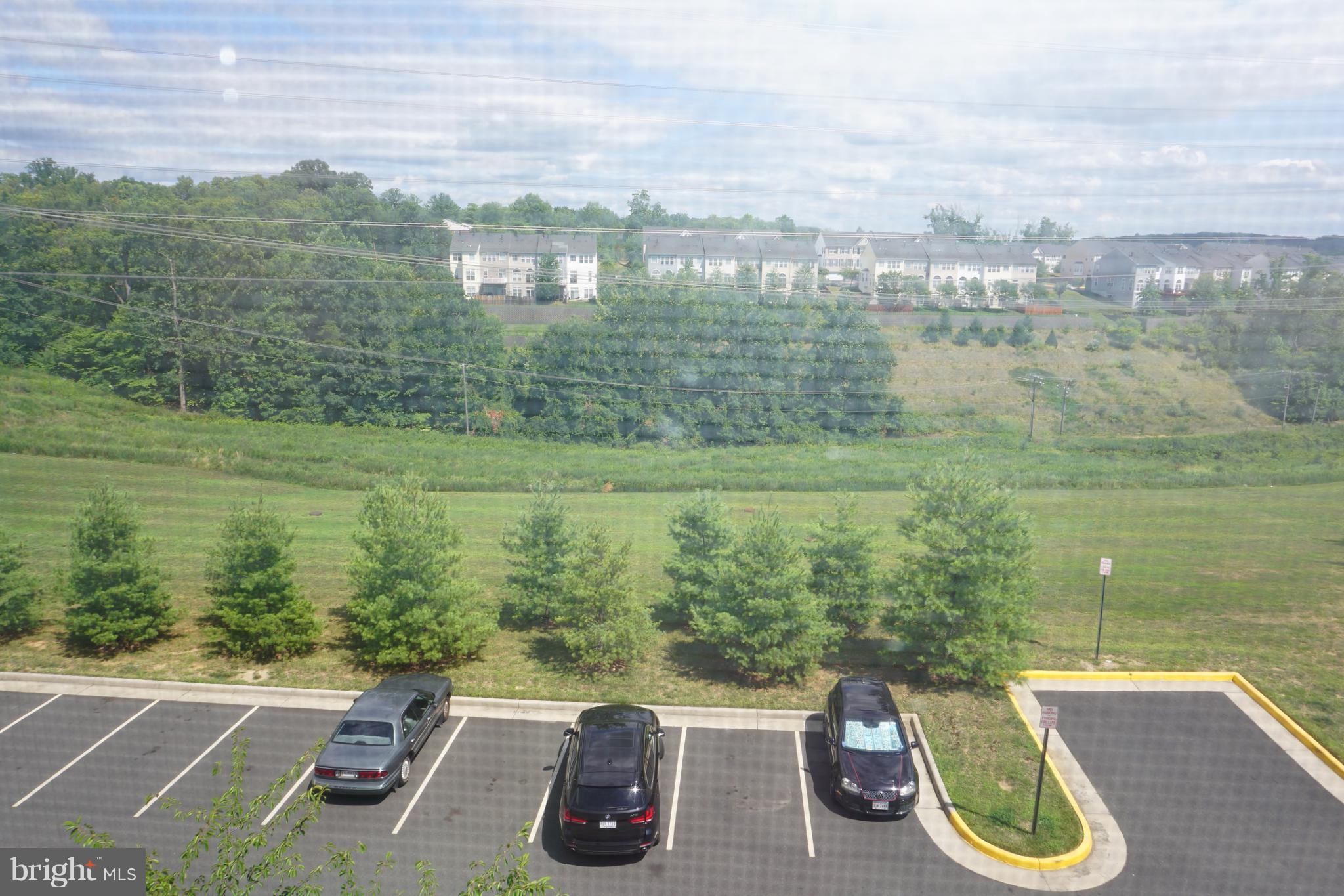 POWELLS RUN VILLAGE COND - Residential