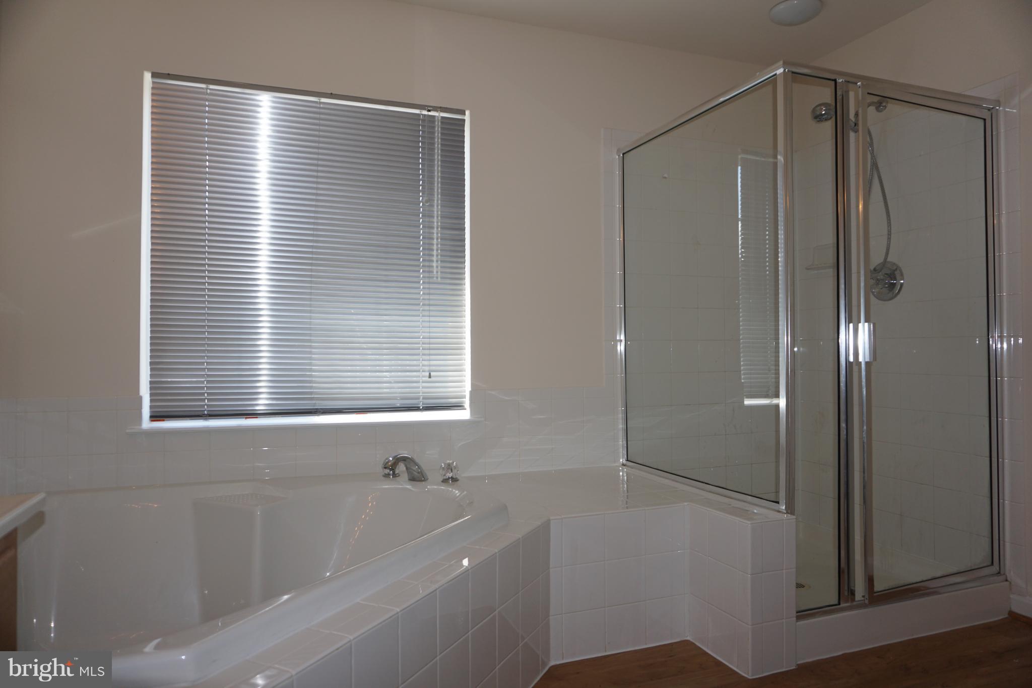 POWELLS RUN VILLAGE COND - Residential