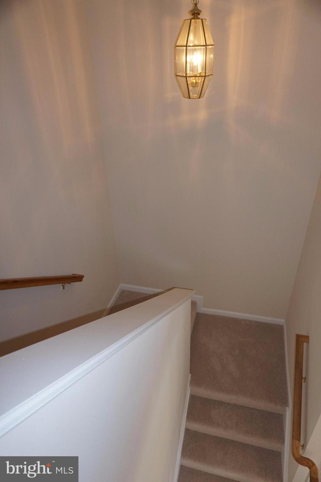 POWELLS RUN VILLAGE COND - Residential