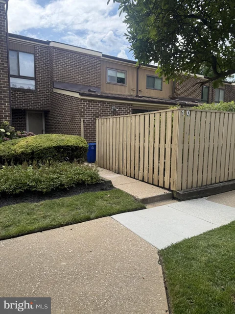 10 Cobbler Court Unit F, Baltimore, MD 21208 - #: MDBC2173324