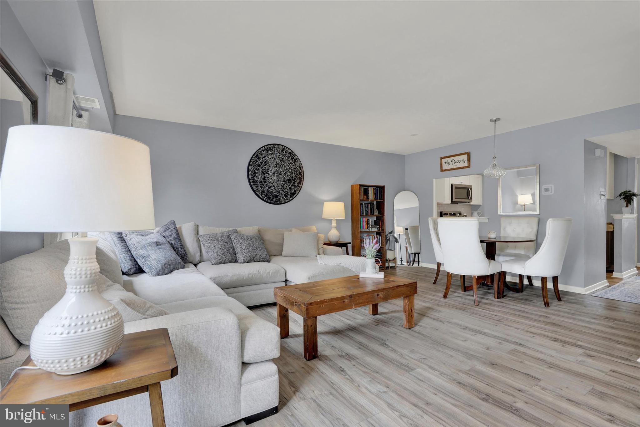 1204 CROSSHILL COURT A