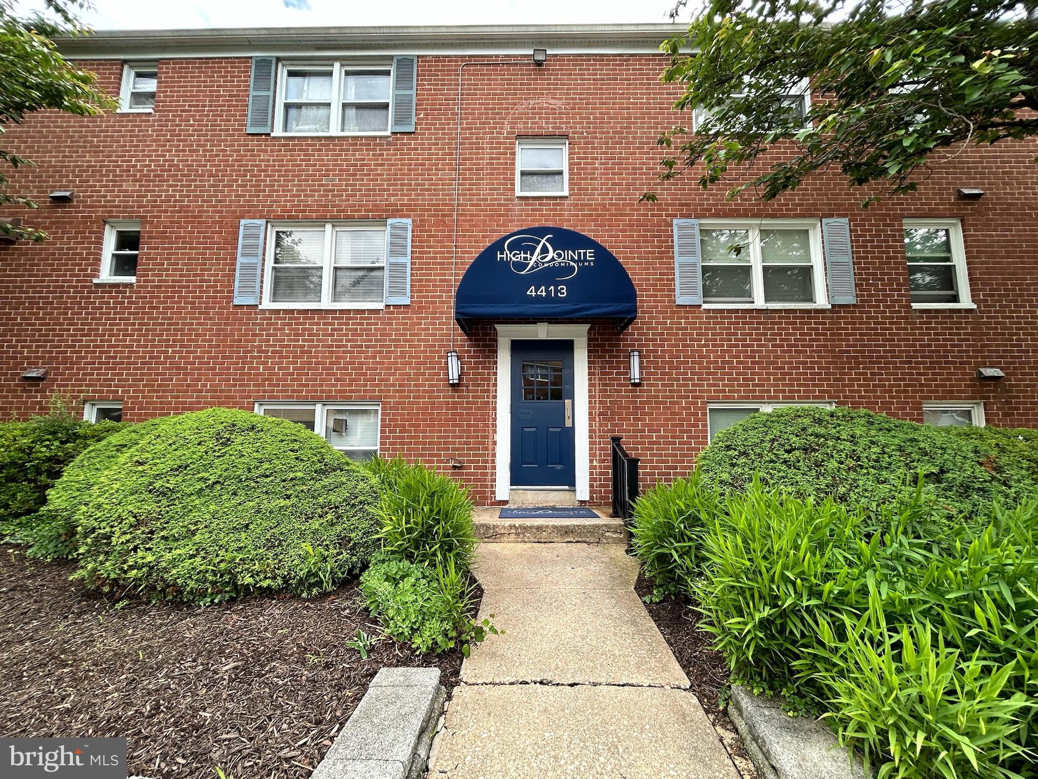 MEDFIELD - Residential Lease