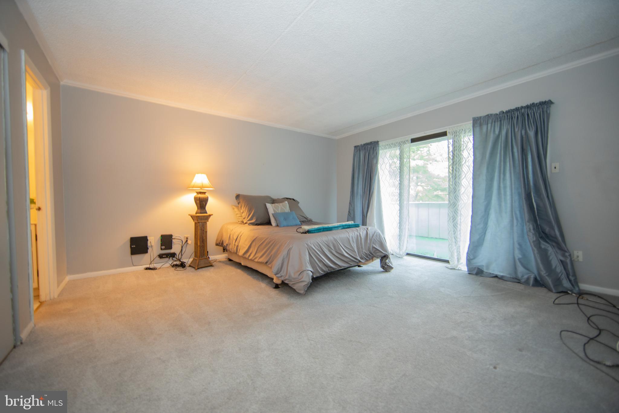 SUMMIT HOUSE - Residential