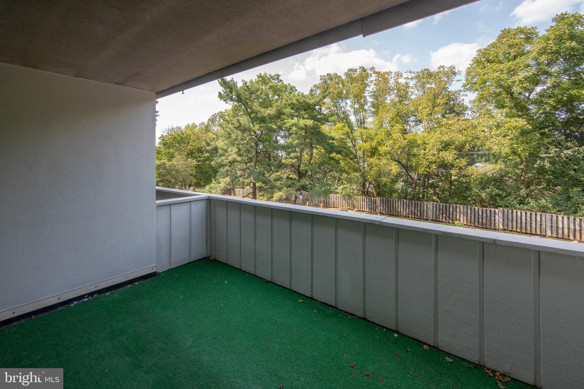 SUMMIT HOUSE - Residential