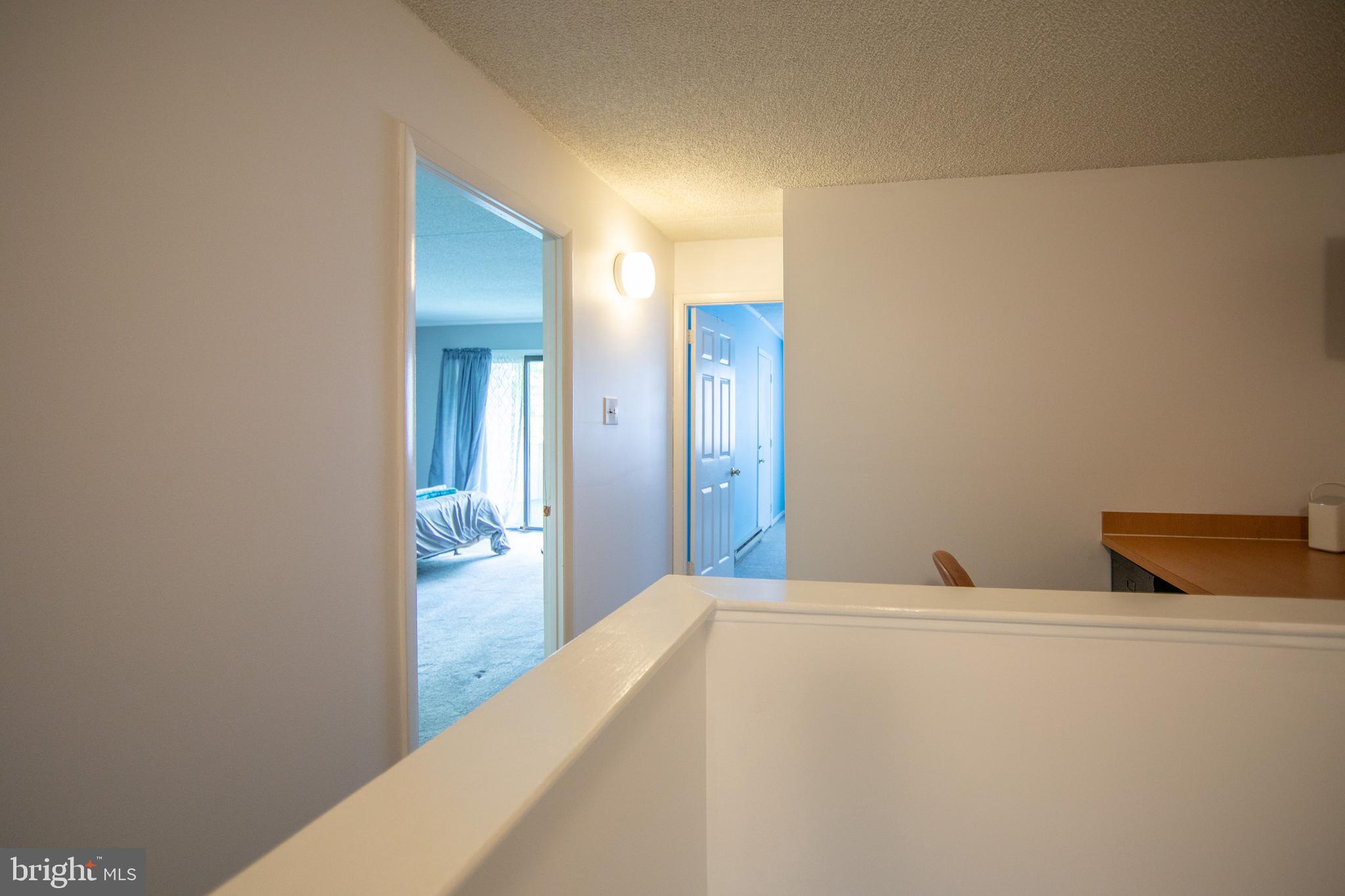 SUMMIT HOUSE - Residential