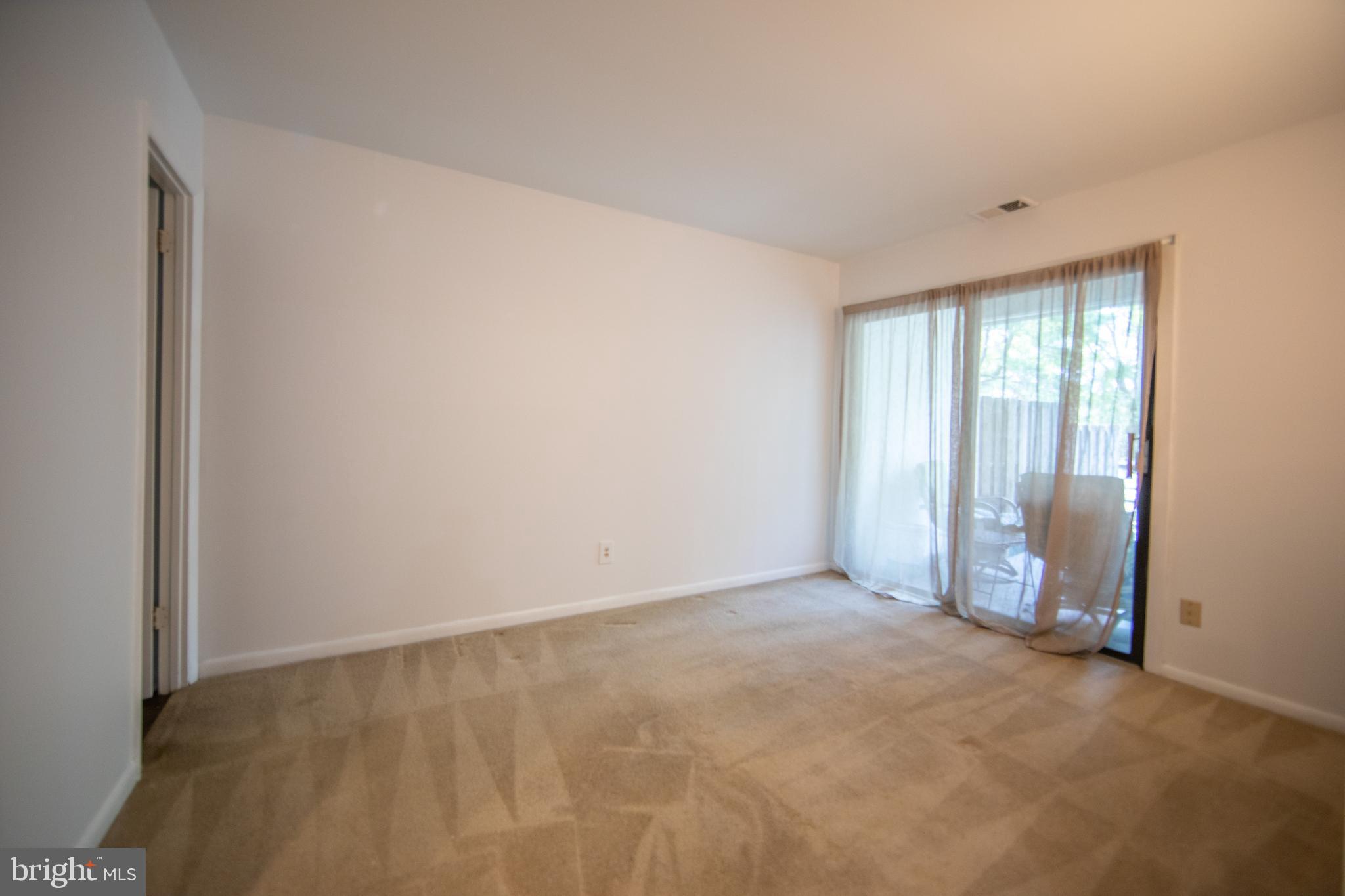 SUMMIT HOUSE - Residential