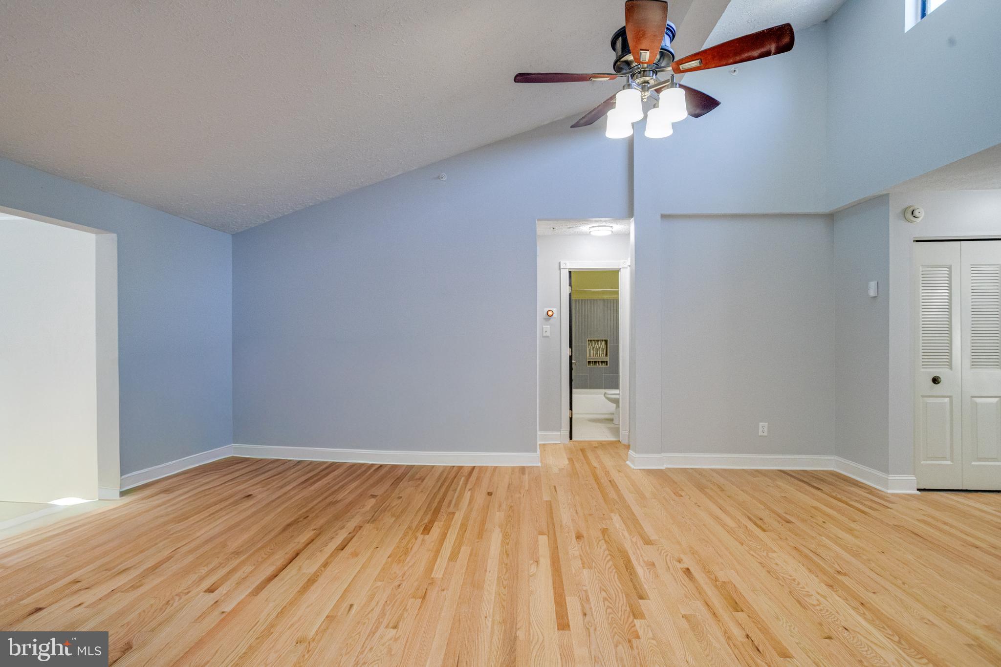 CHELTENHAM WOODS - Residential