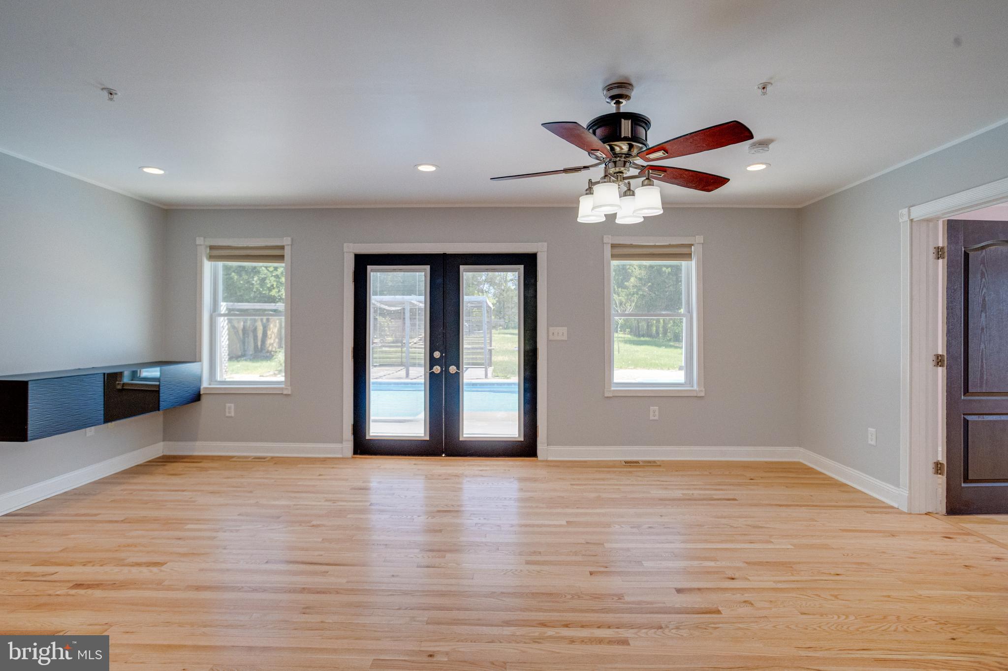 CHELTENHAM WOODS - Residential