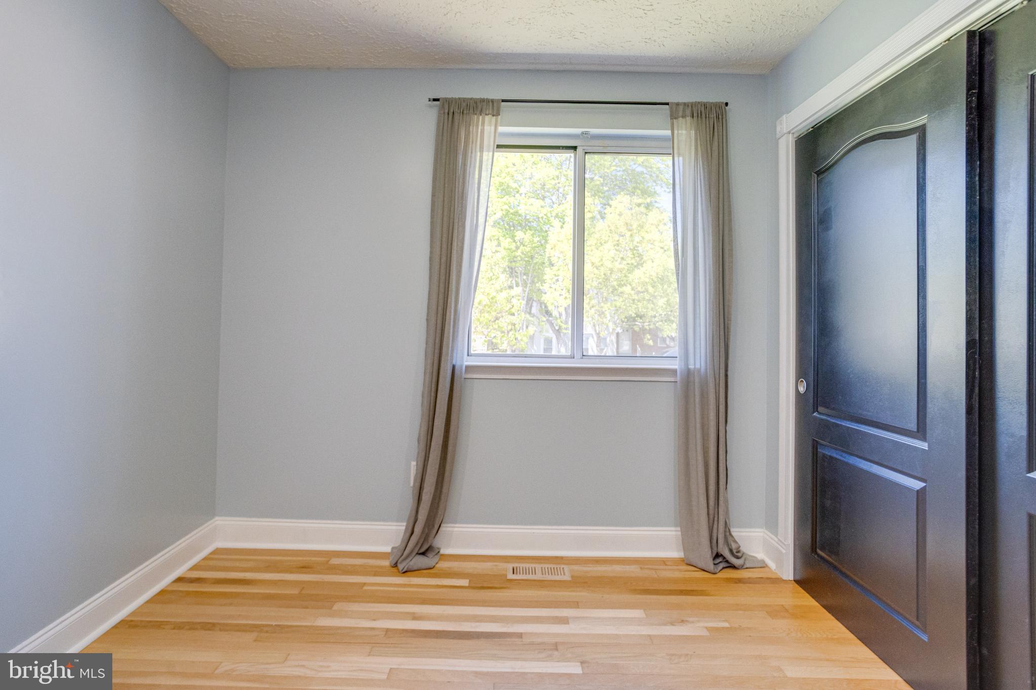 CHELTENHAM WOODS - Residential