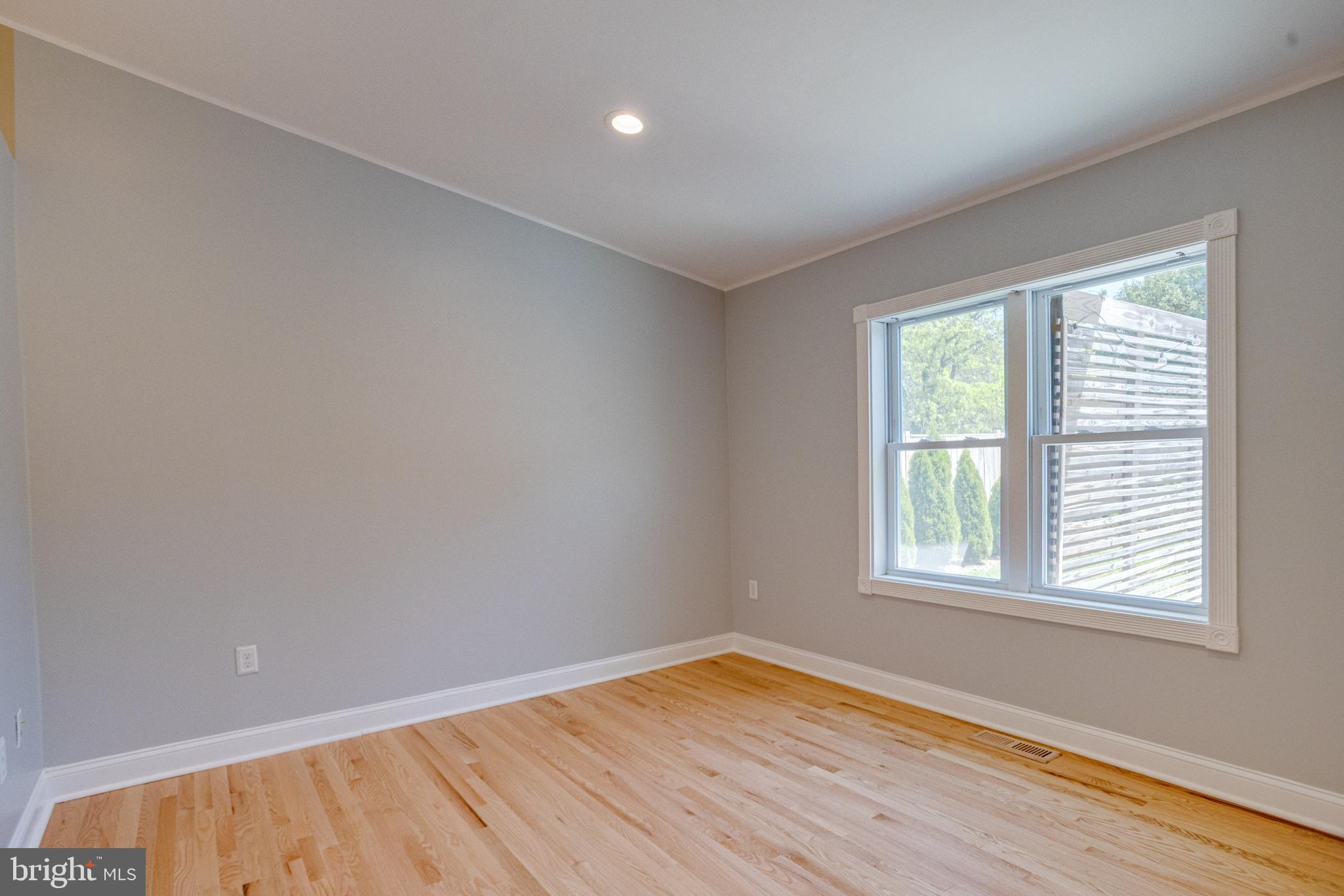 CHELTENHAM WOODS - Residential