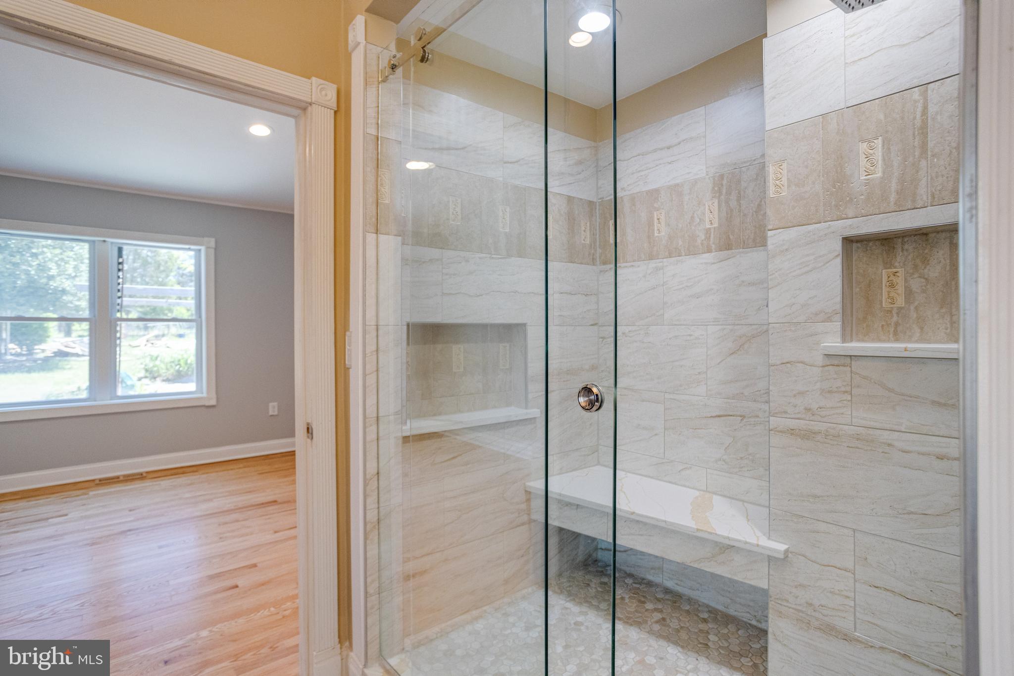 CHELTENHAM WOODS - Residential