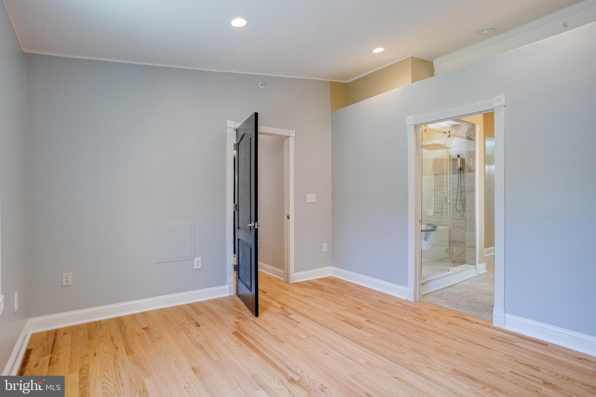 CHELTENHAM WOODS - Residential