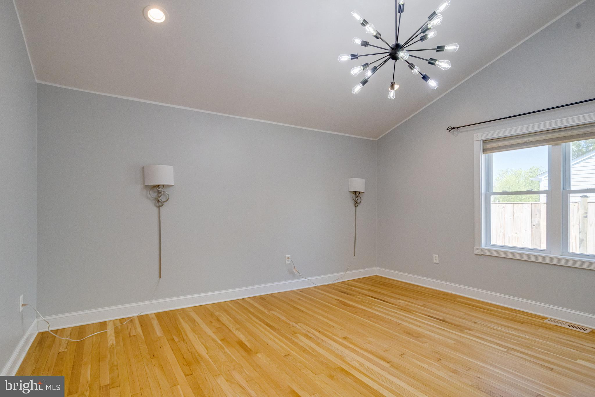 CHELTENHAM WOODS - Residential