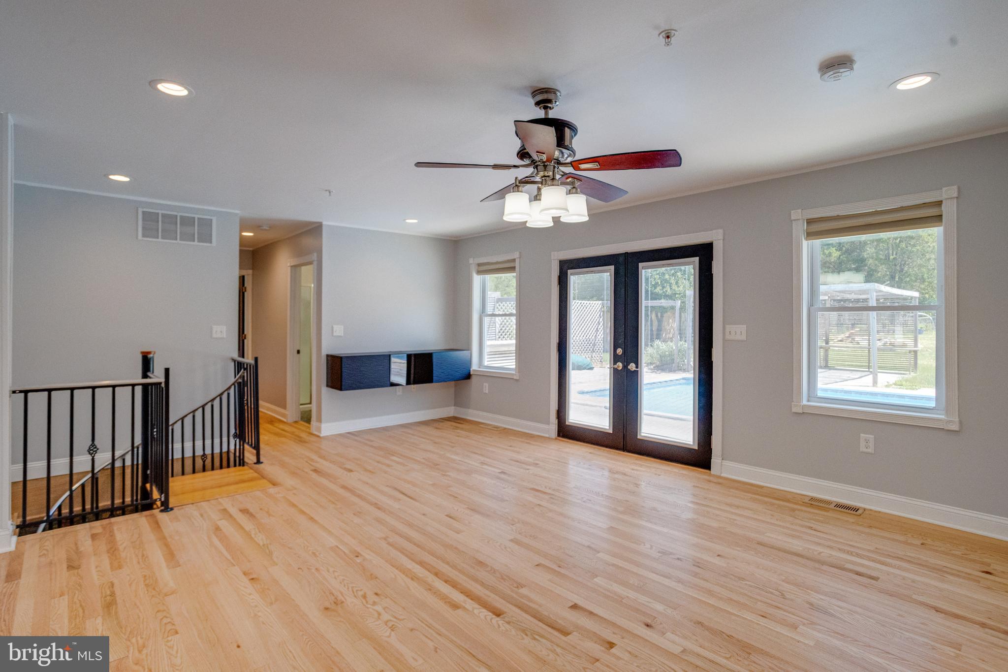 CHELTENHAM WOODS - Residential