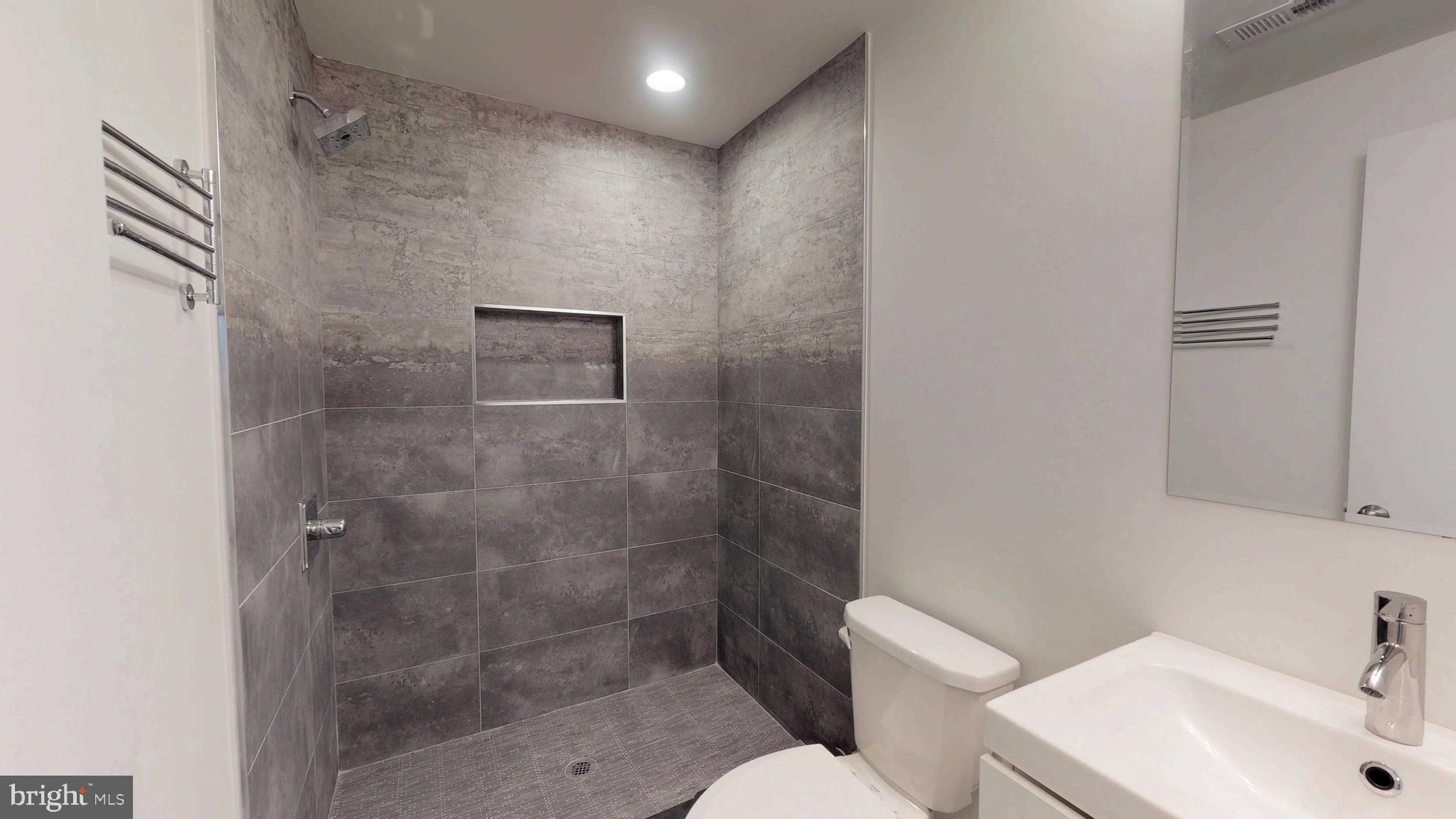 GRAYS FERRY - Residential