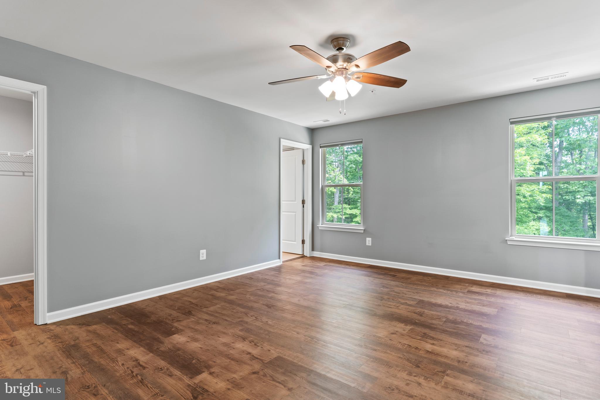 STRAY WINDS FARM - Residential