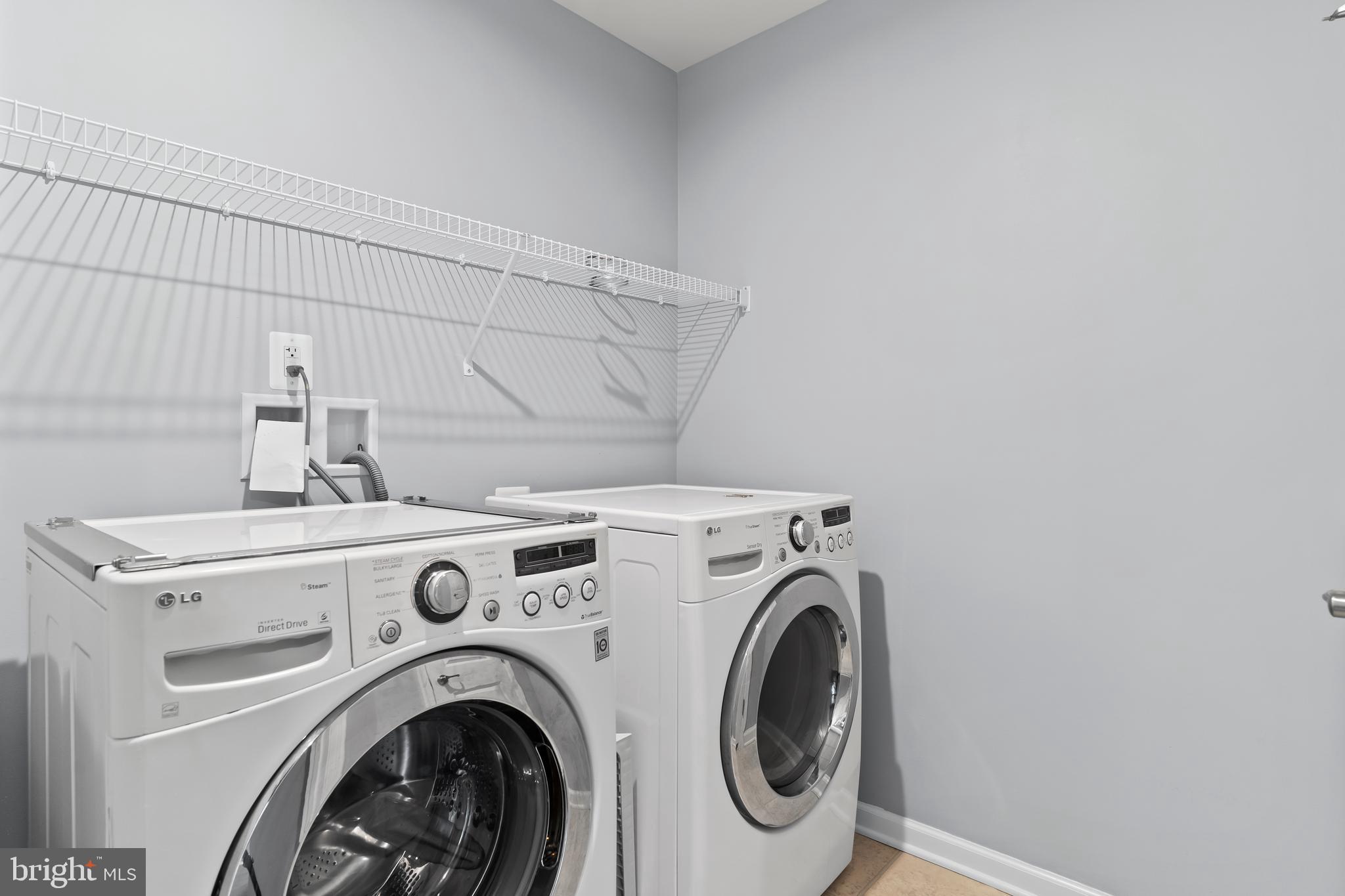 STRAY WINDS FARM - Residential