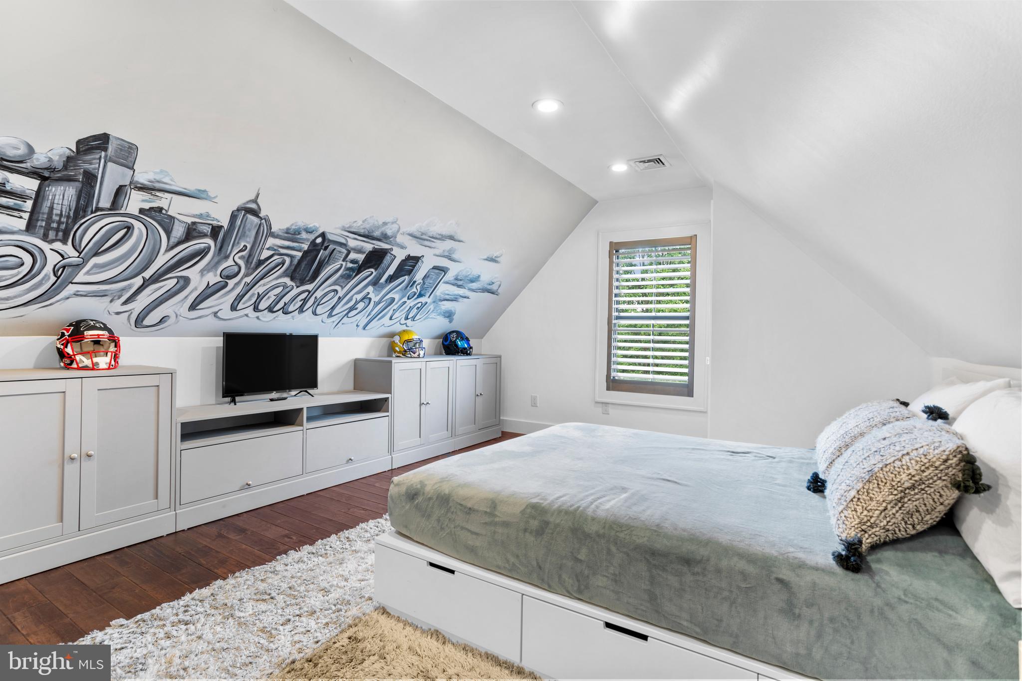 GREYSTONE - Residential