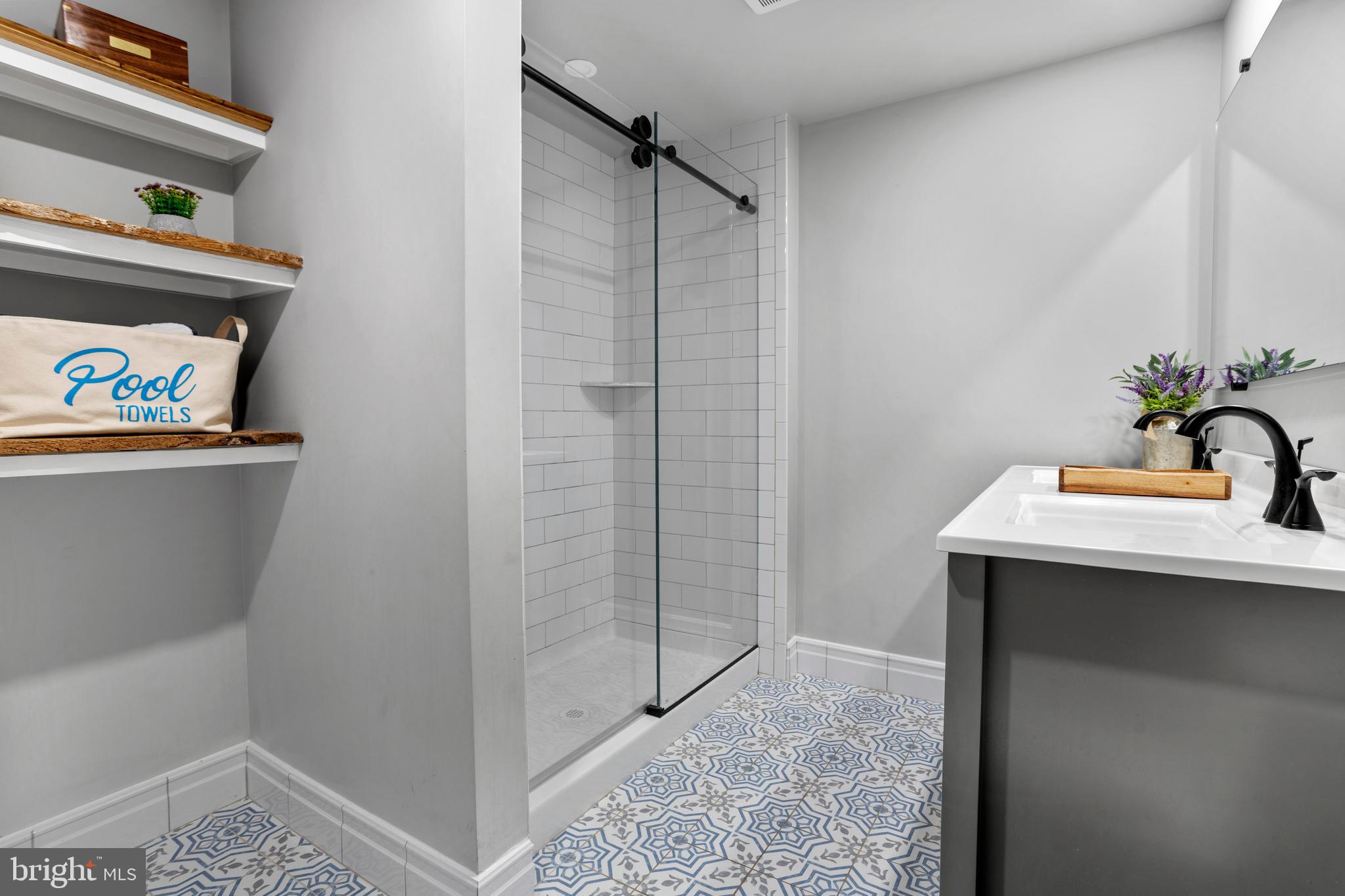 GREYSTONE - Residential