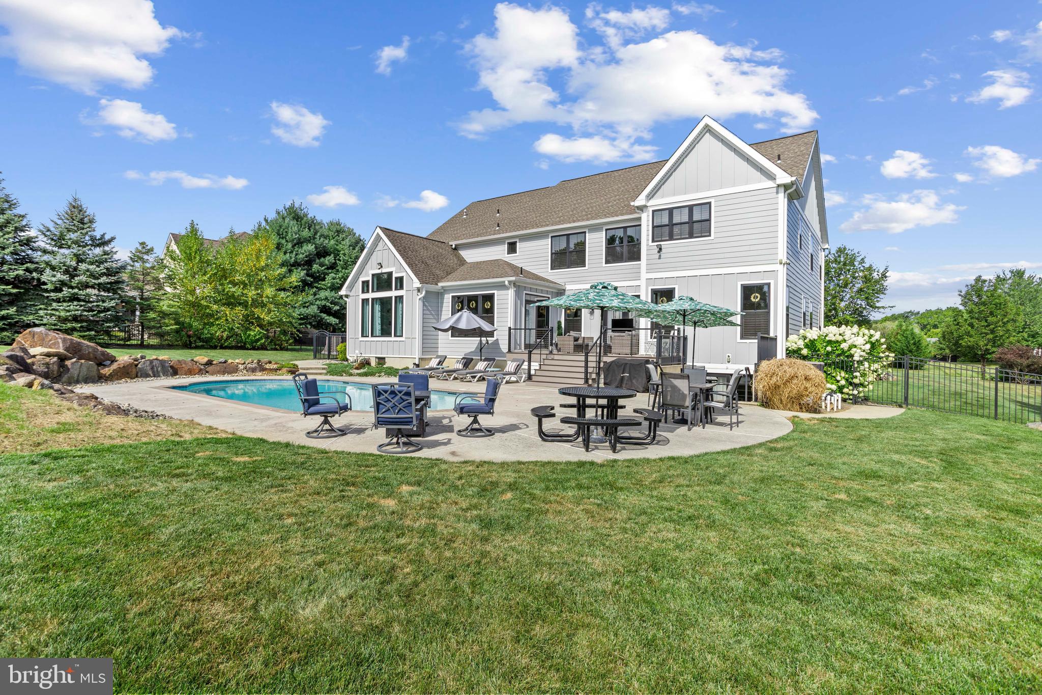 GREYSTONE - Residential