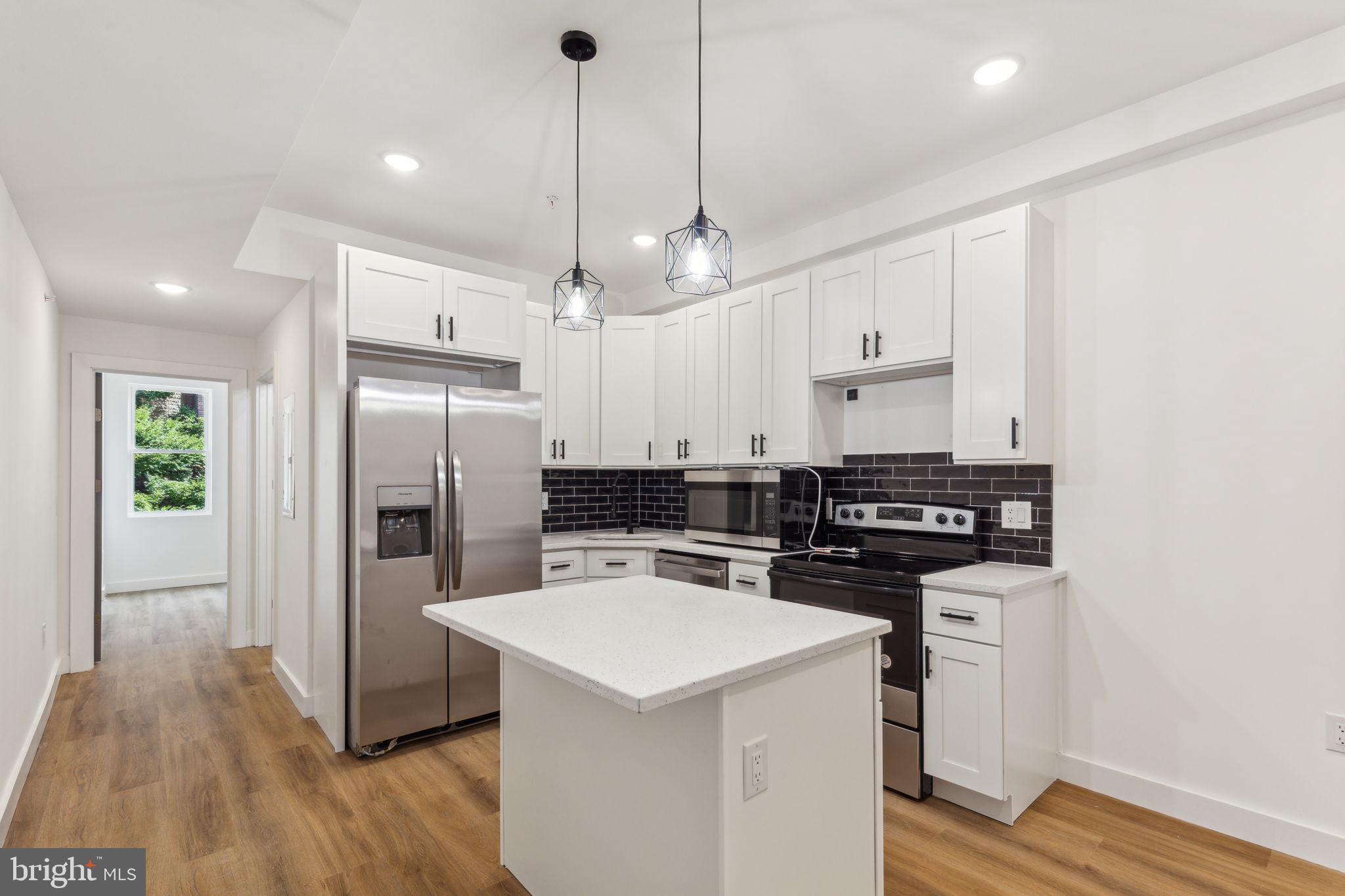 TEMPLE UNIVERSITY - Residential Lease