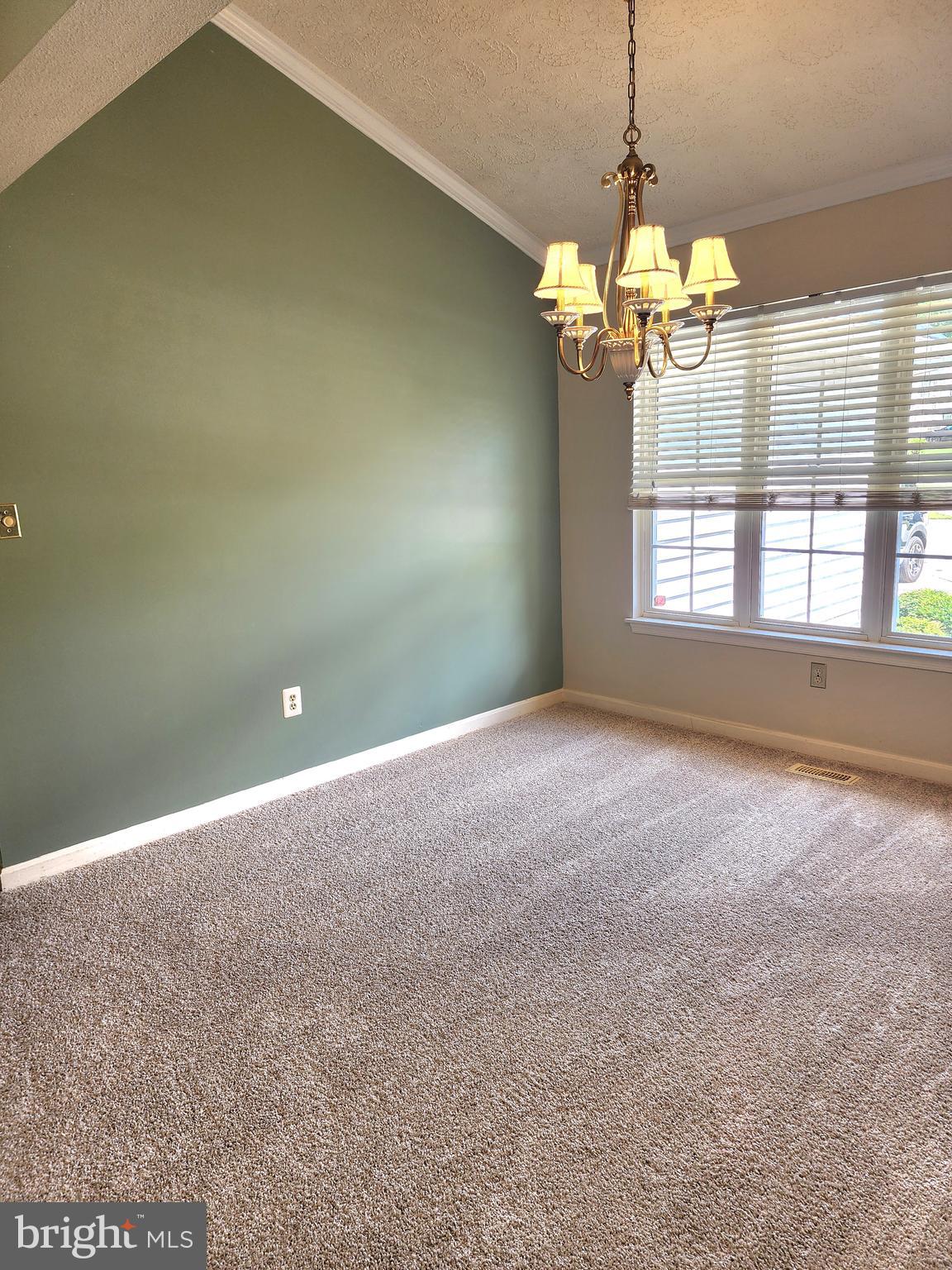 3102 LAUREL VIEW DRIVE