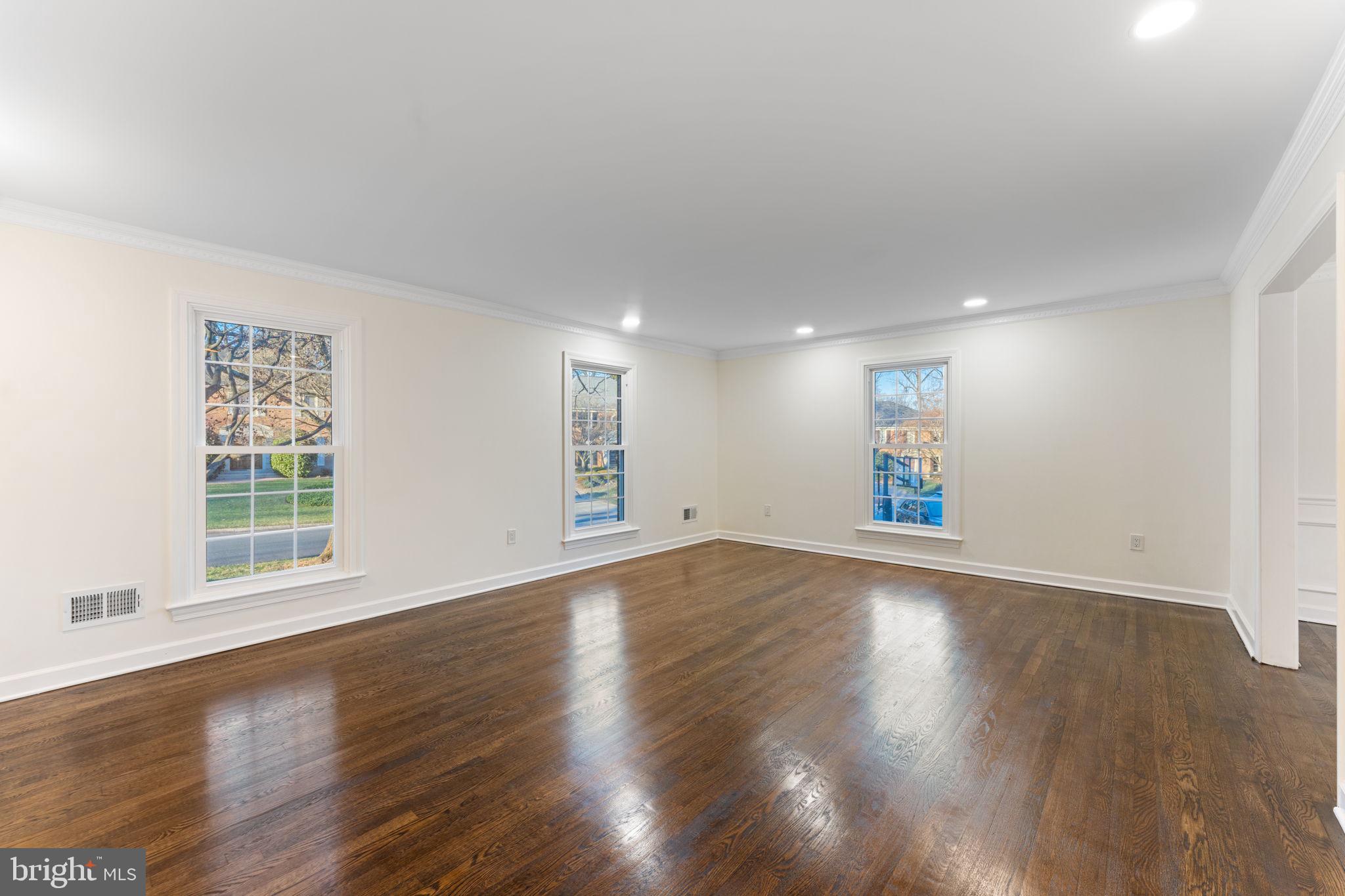 HERITAGE WALK - Residential