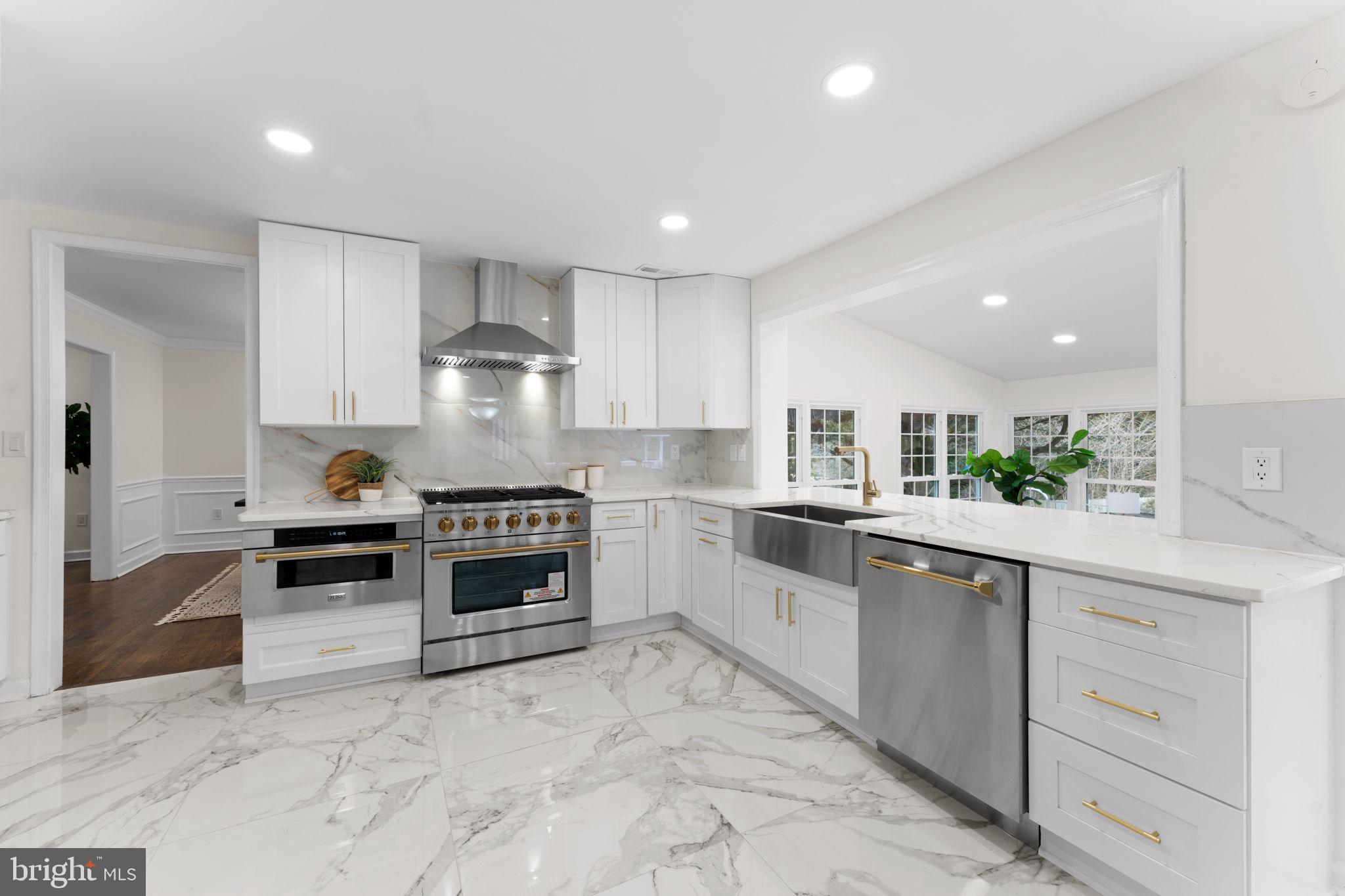 HERITAGE WALK - Residential