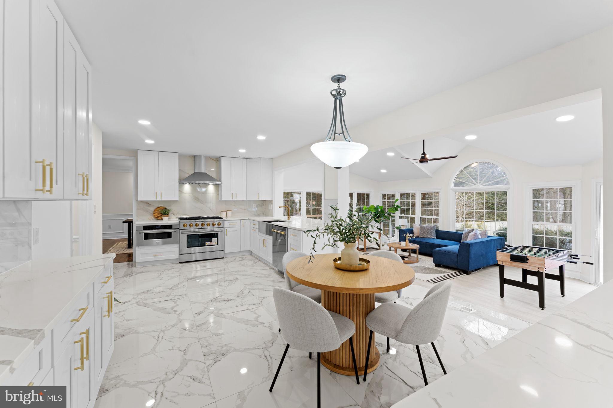 HERITAGE WALK - Residential