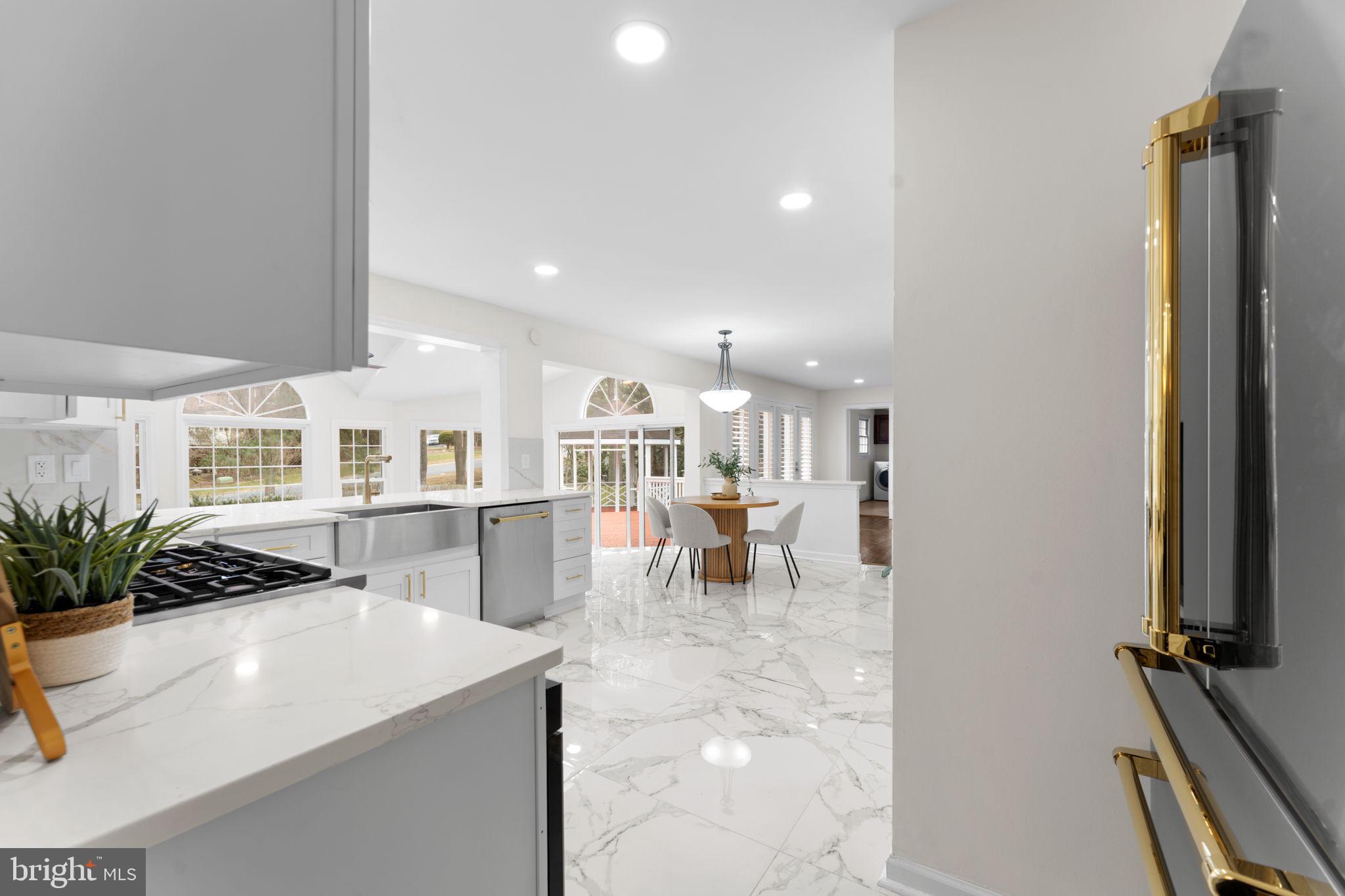 HERITAGE WALK - Residential