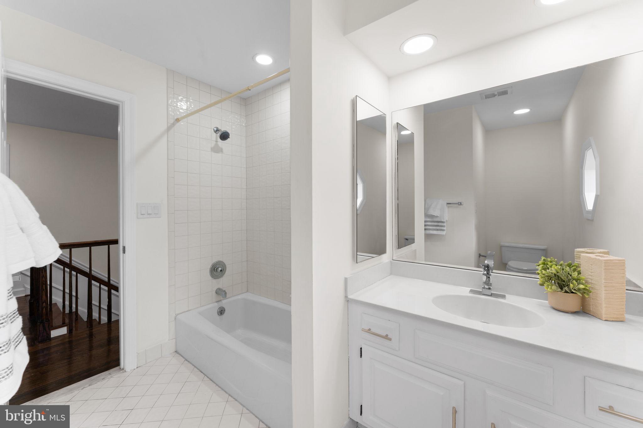 HERITAGE WALK - Residential