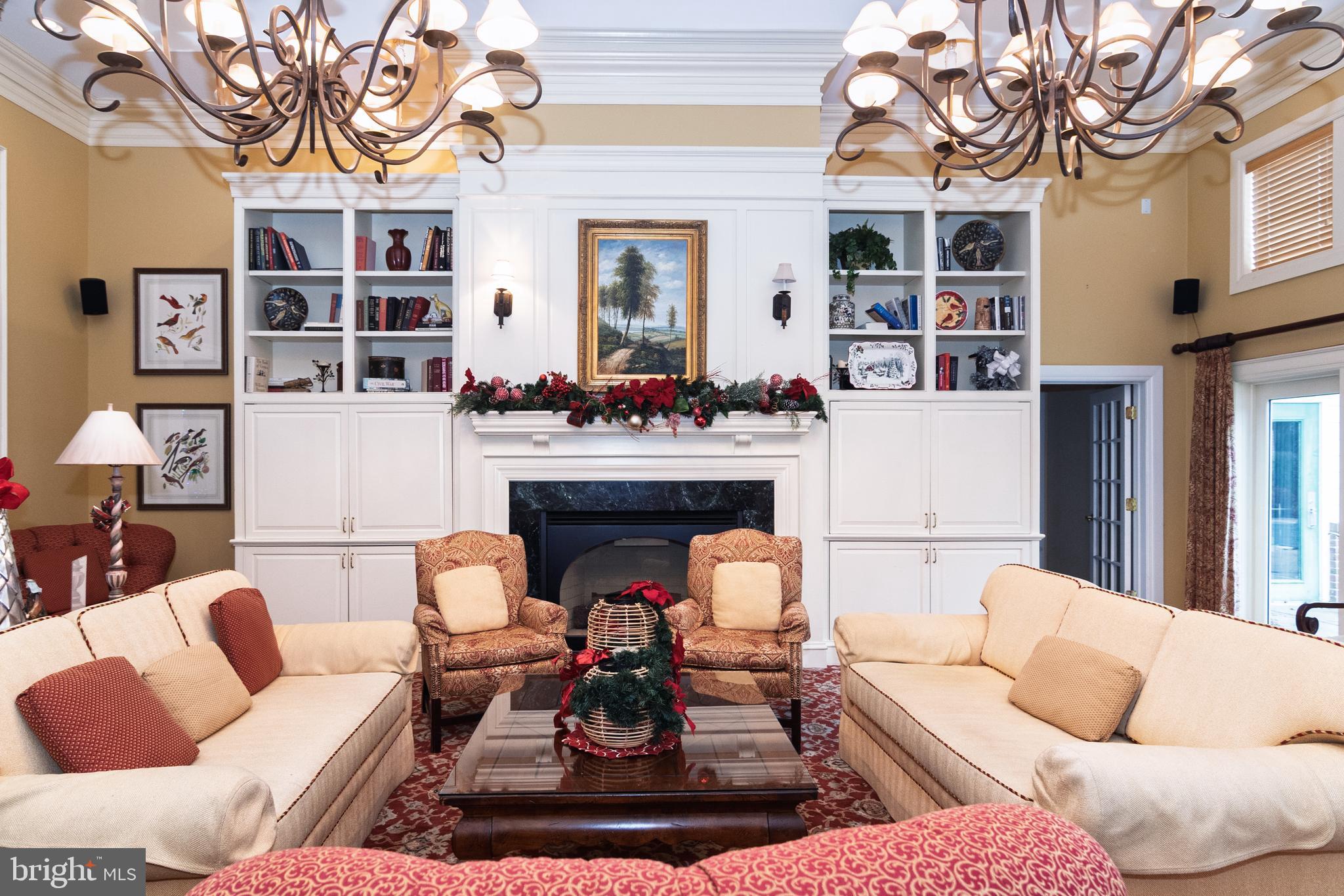 ELLICOTT HILLS - Residential