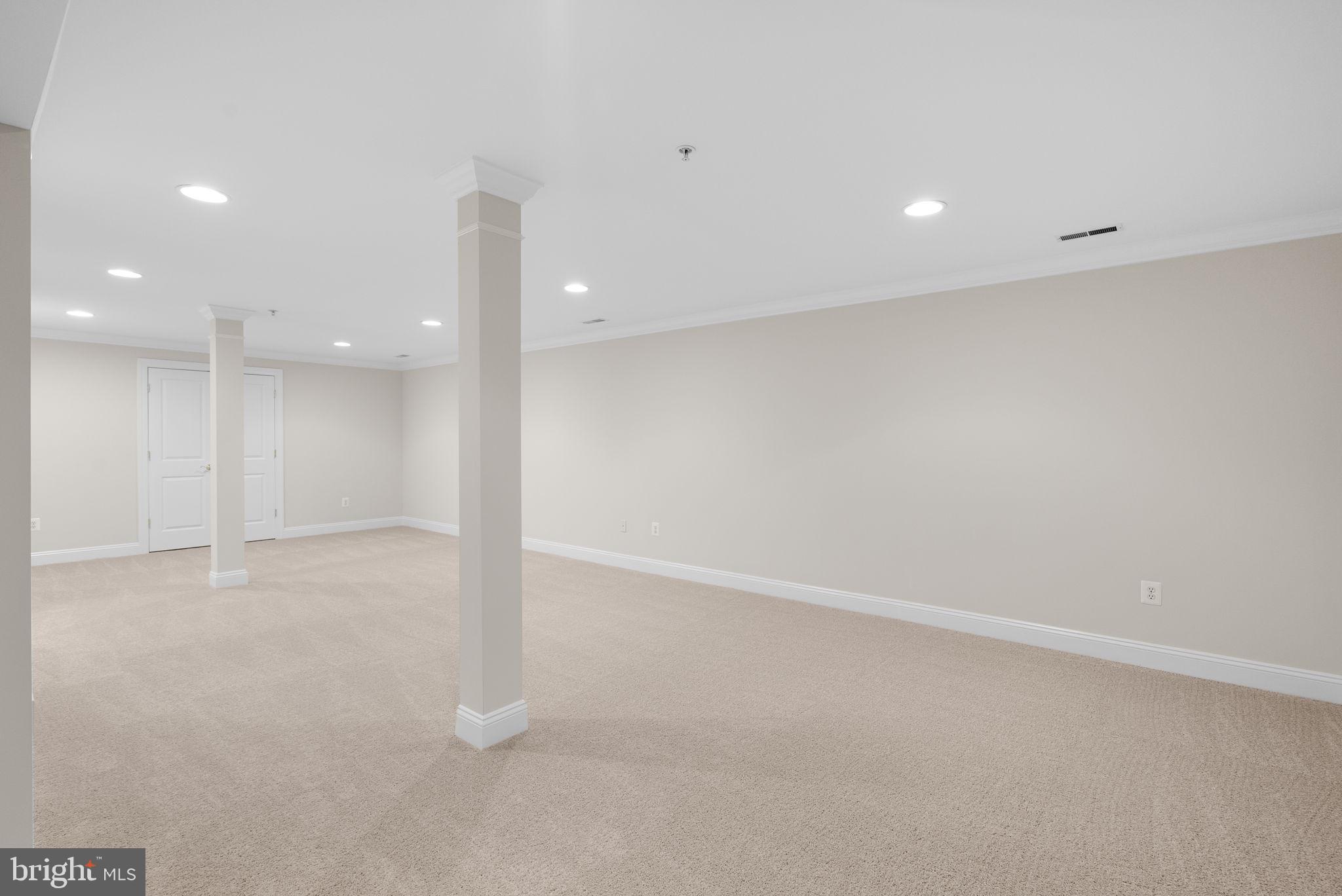 ELLICOTT HILLS - Residential