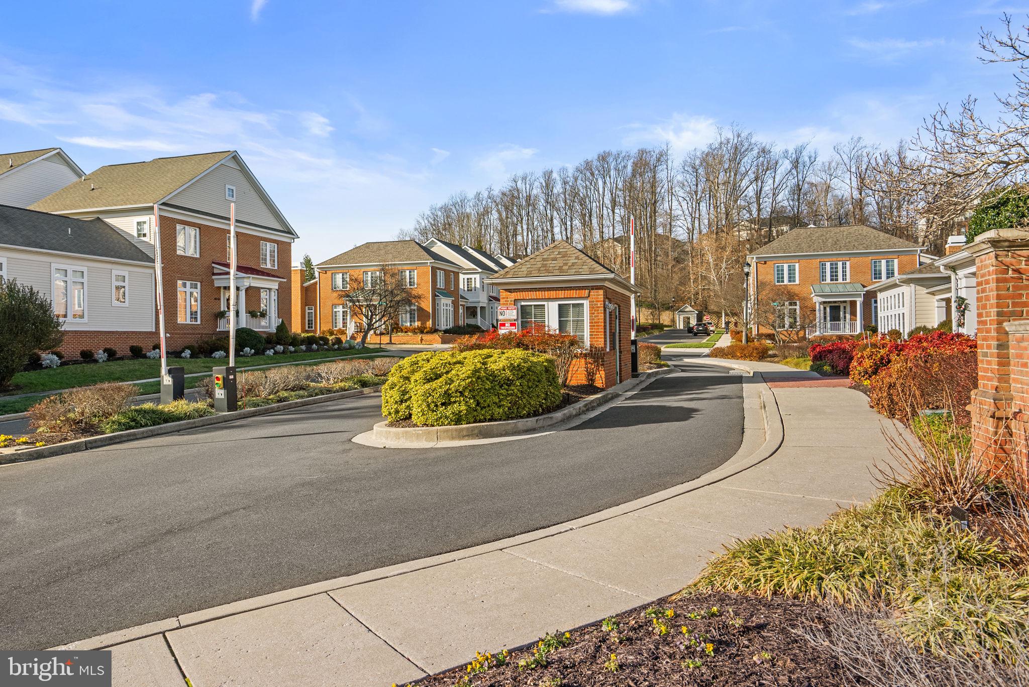 ELLICOTT HILLS - Residential