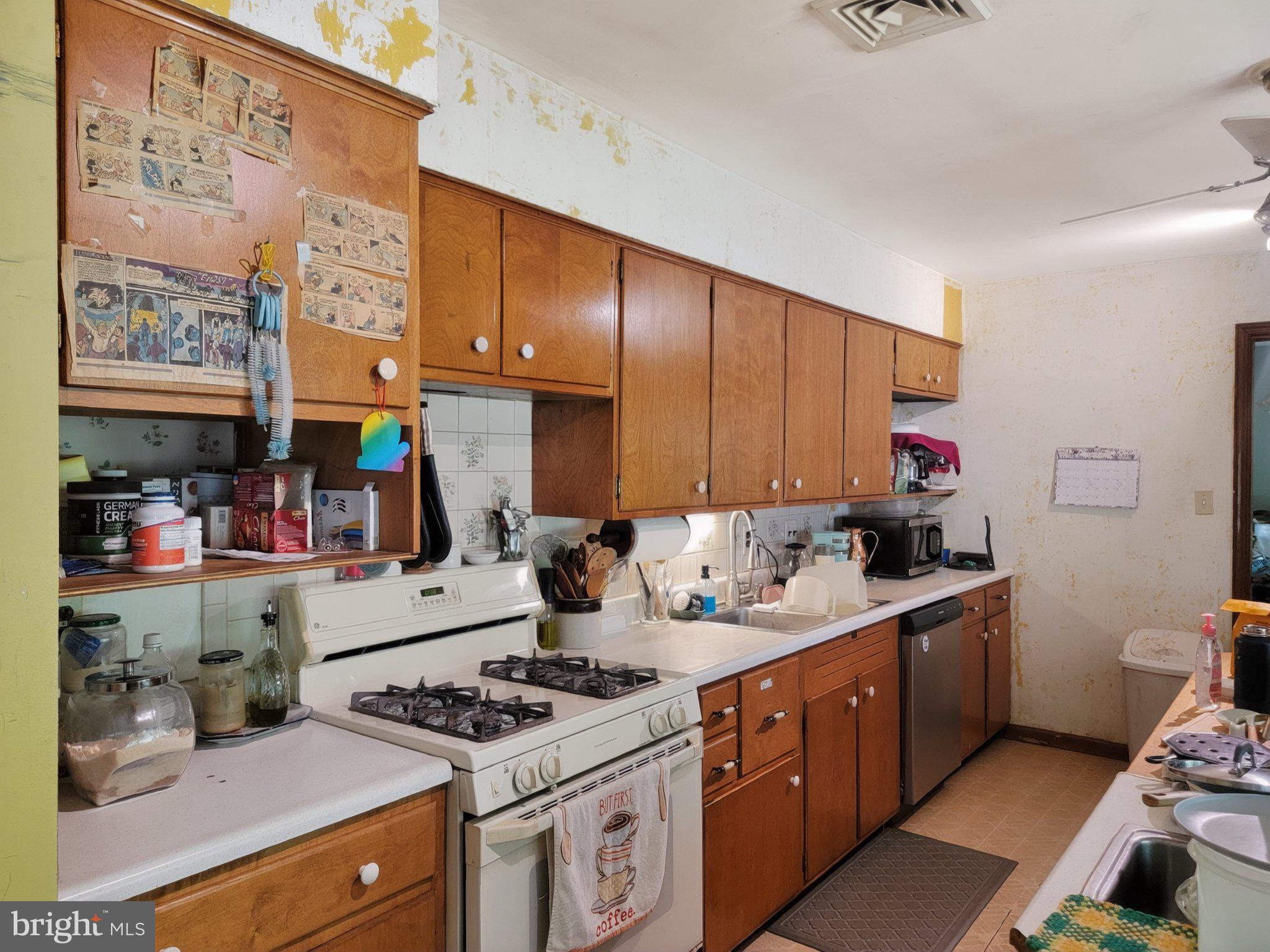 ROCKY ACRES - Residential