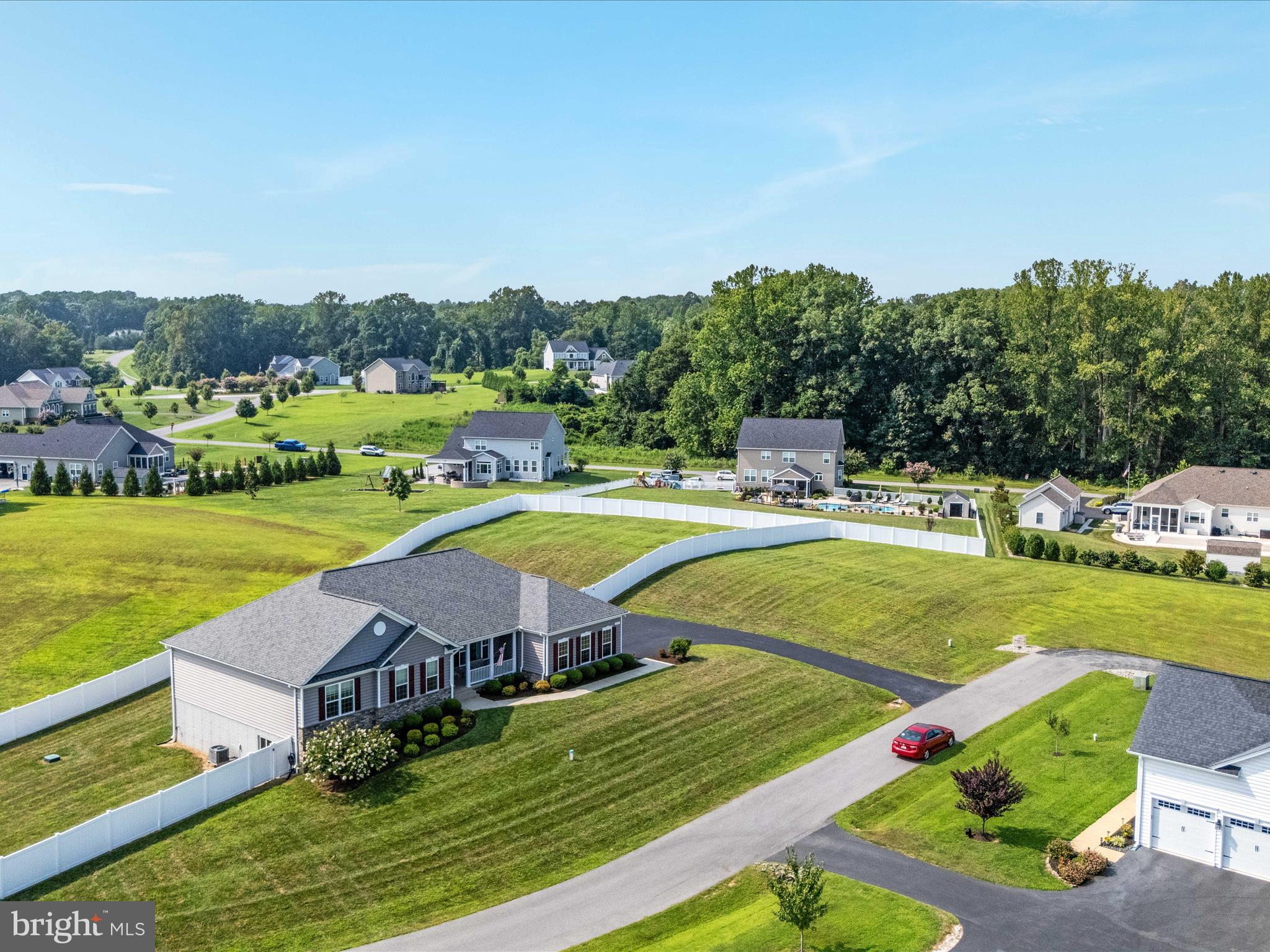 940 PEPPERTREE LANE