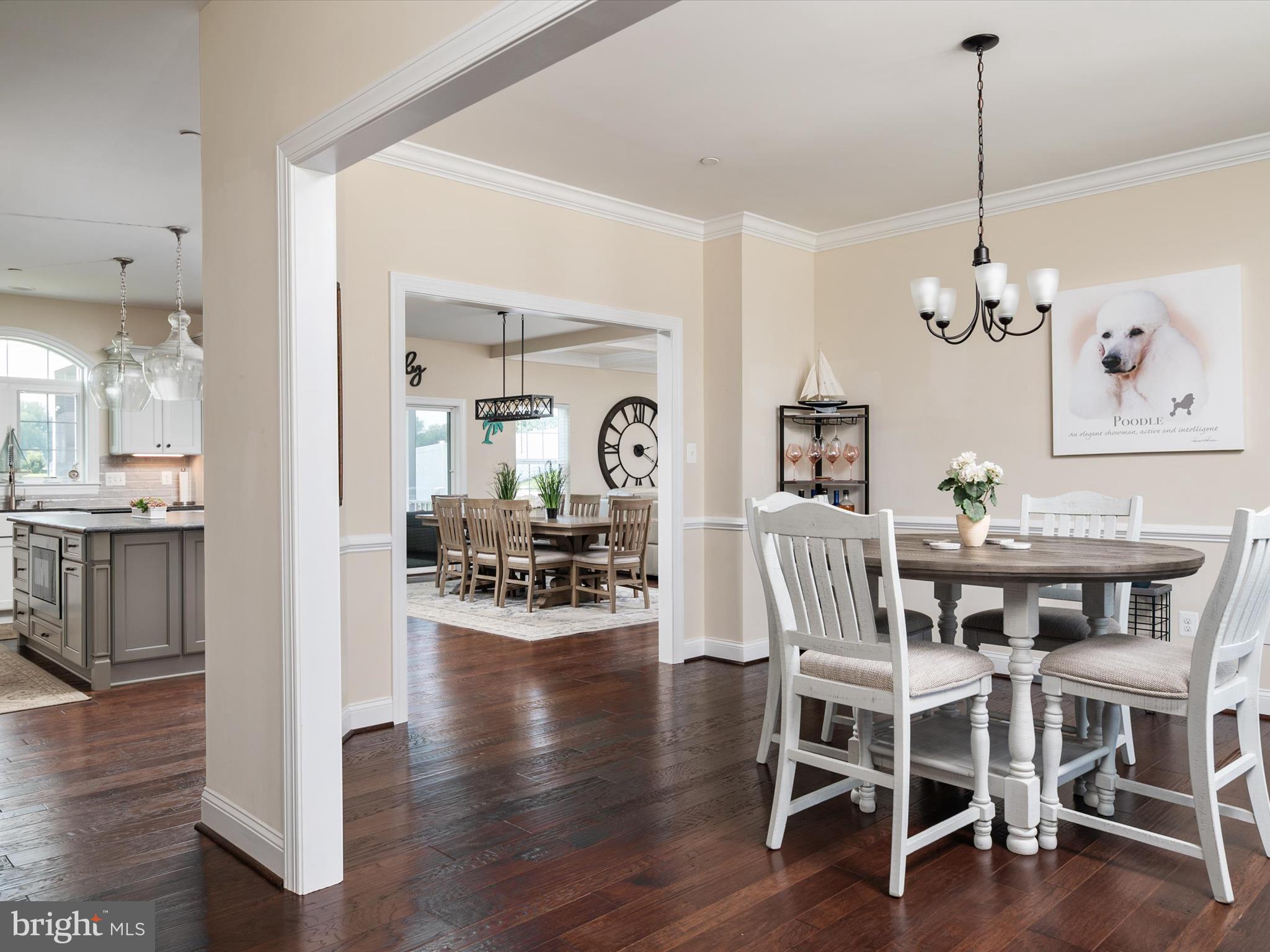 TWIN PONDS - Residential