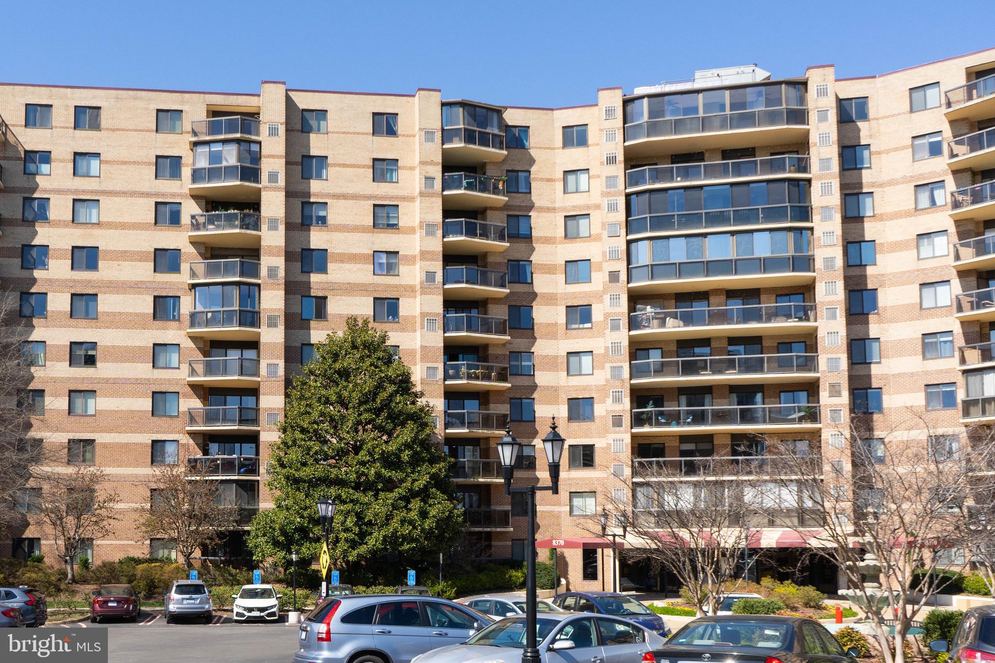 ROTONDA - Residential Lease