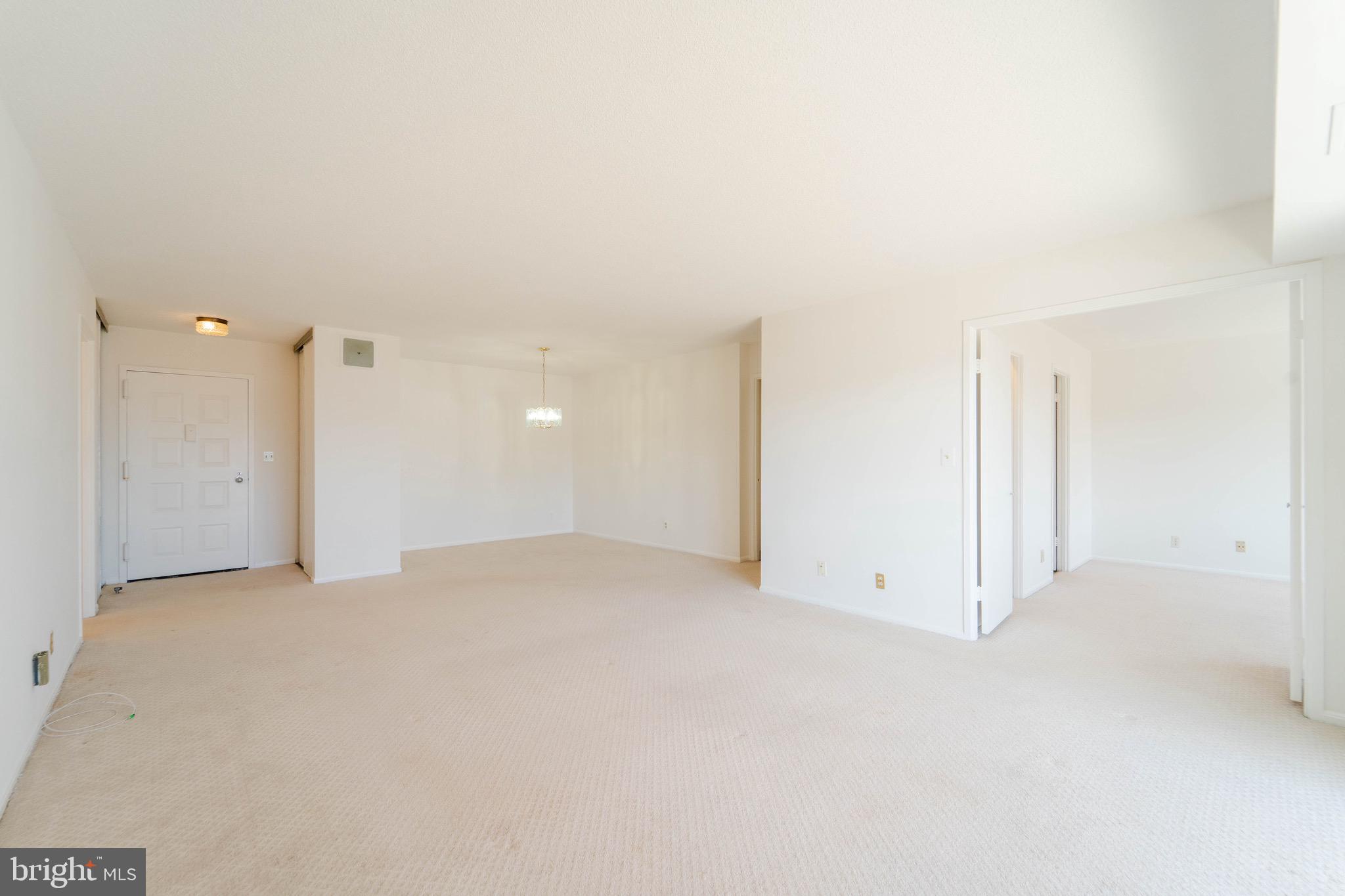 ROTONDA - Residential Lease