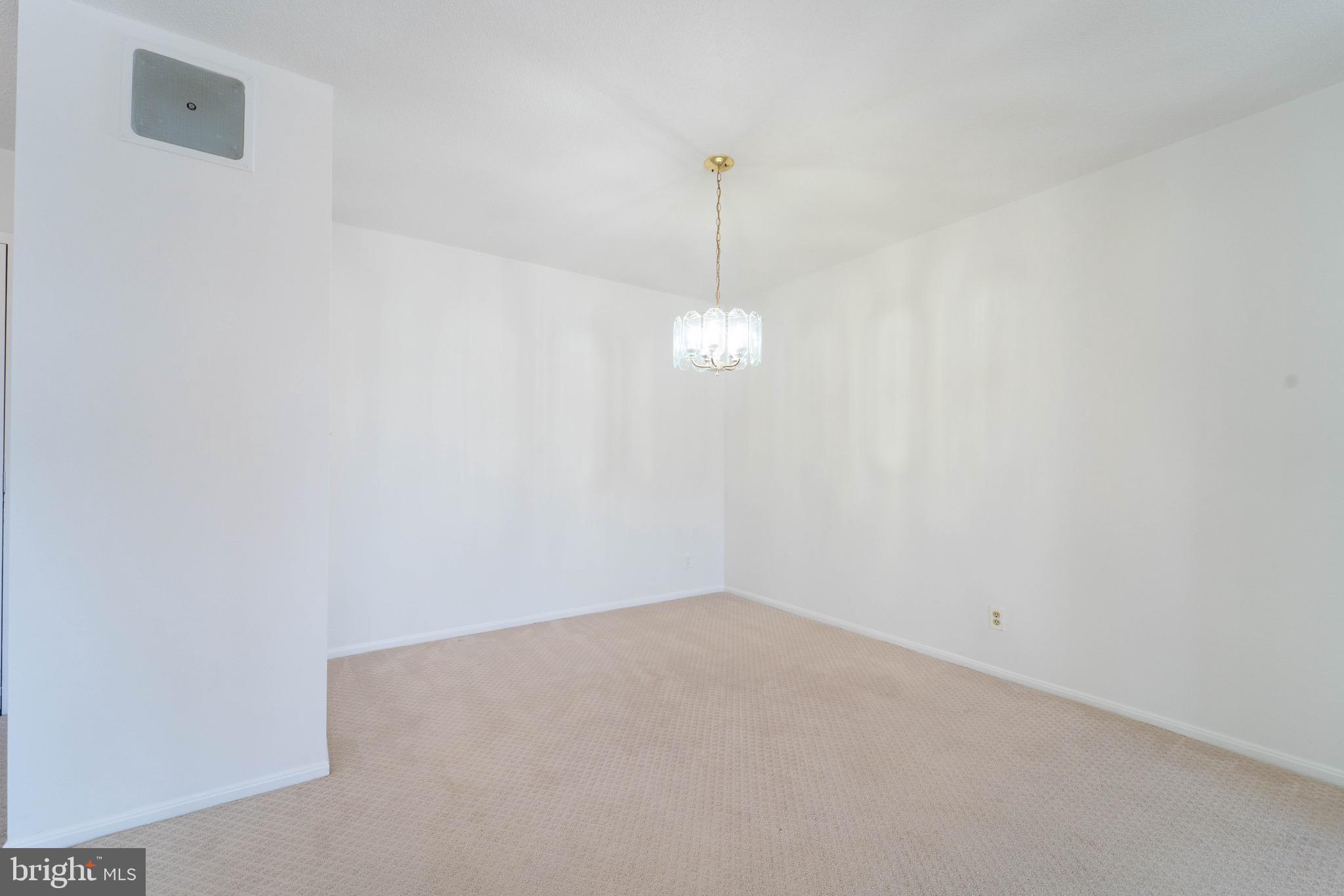 ROTONDA - Residential Lease